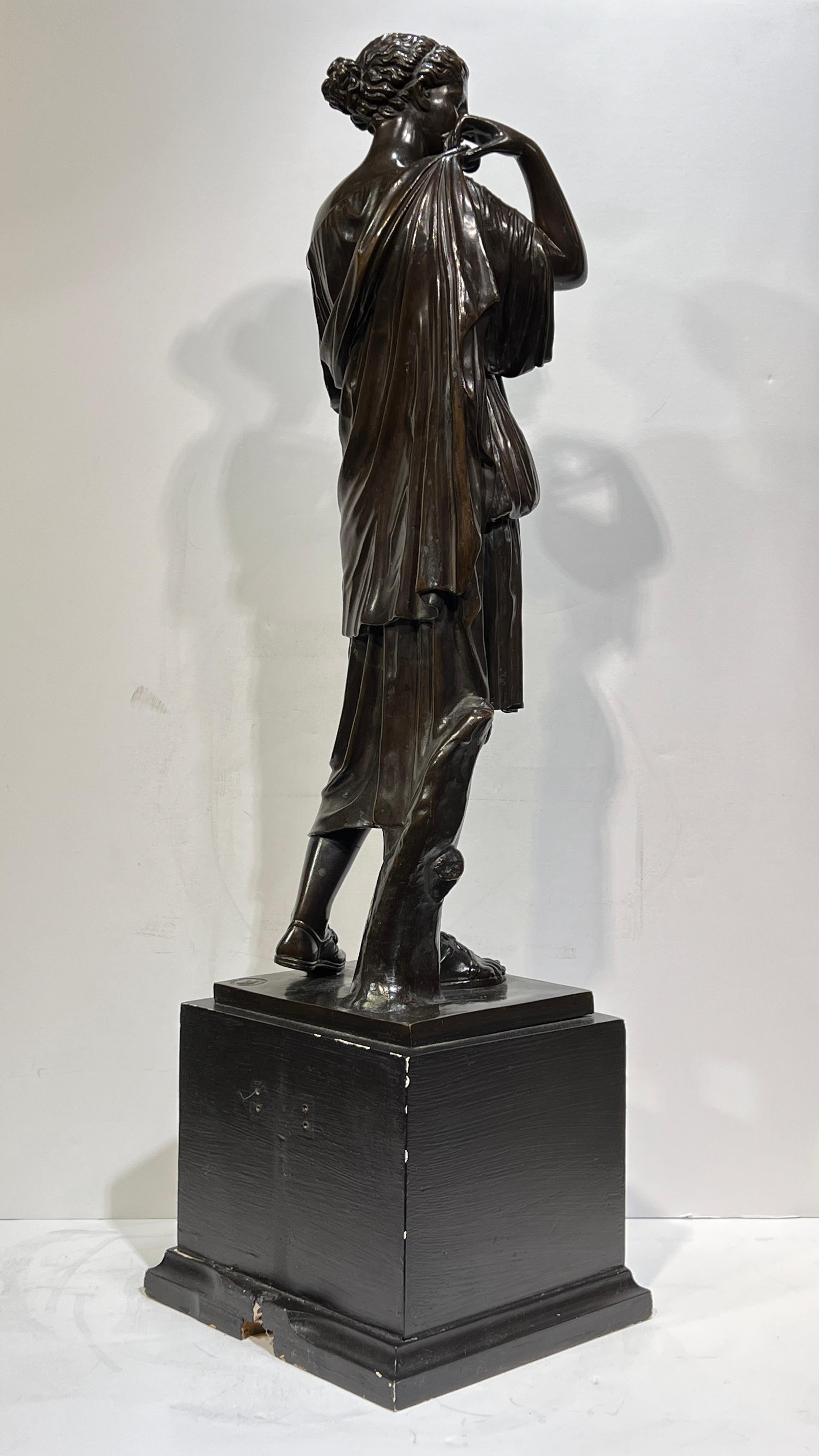 Romano classico 19th Century Bronze Sculpture of Diana of Gabii Cast by Collas & Barbedienne in vendita