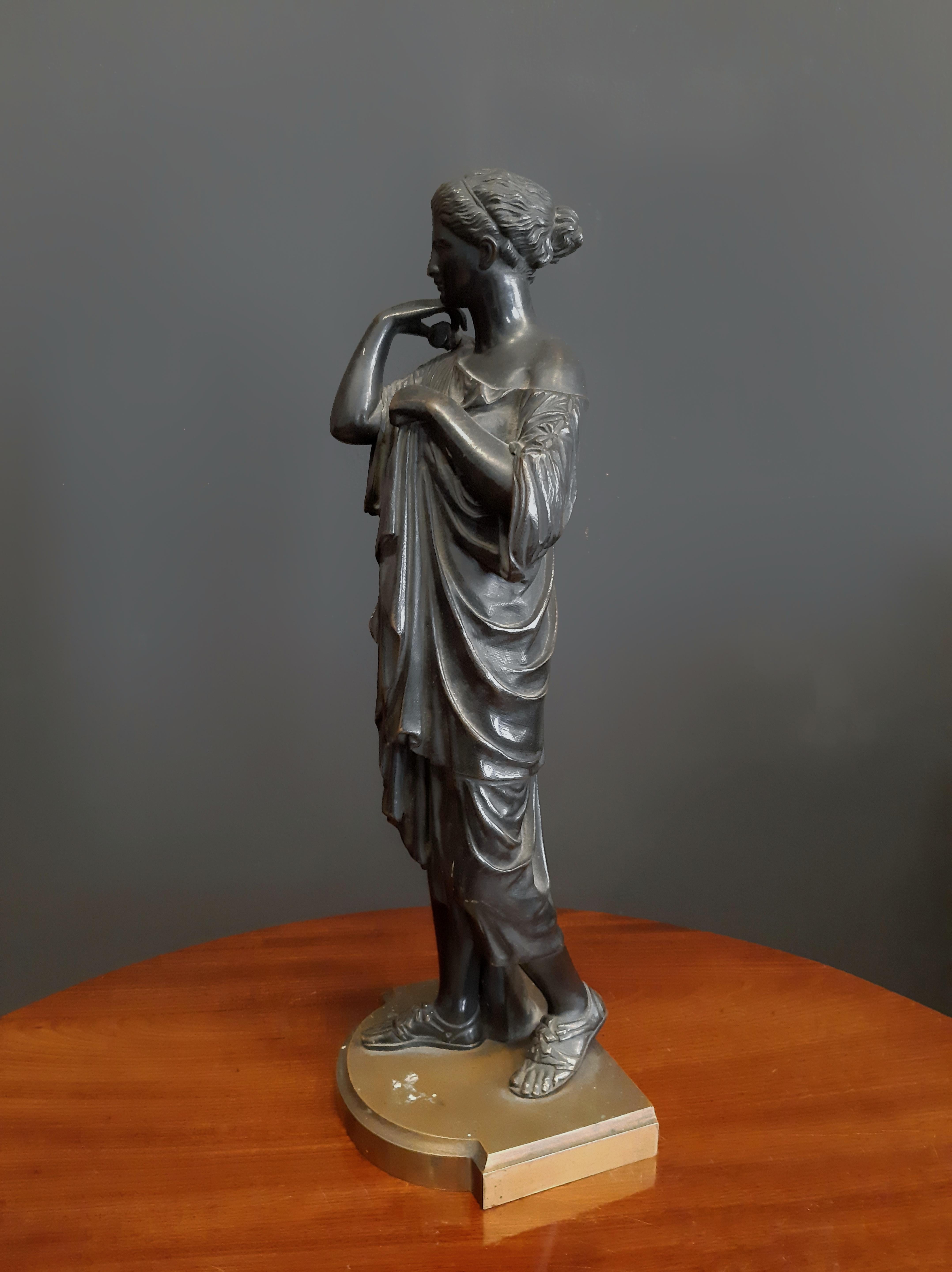 Escultura de bronce del siglo XIX de Diana de Gabii, Grand Tour Europeo en venta