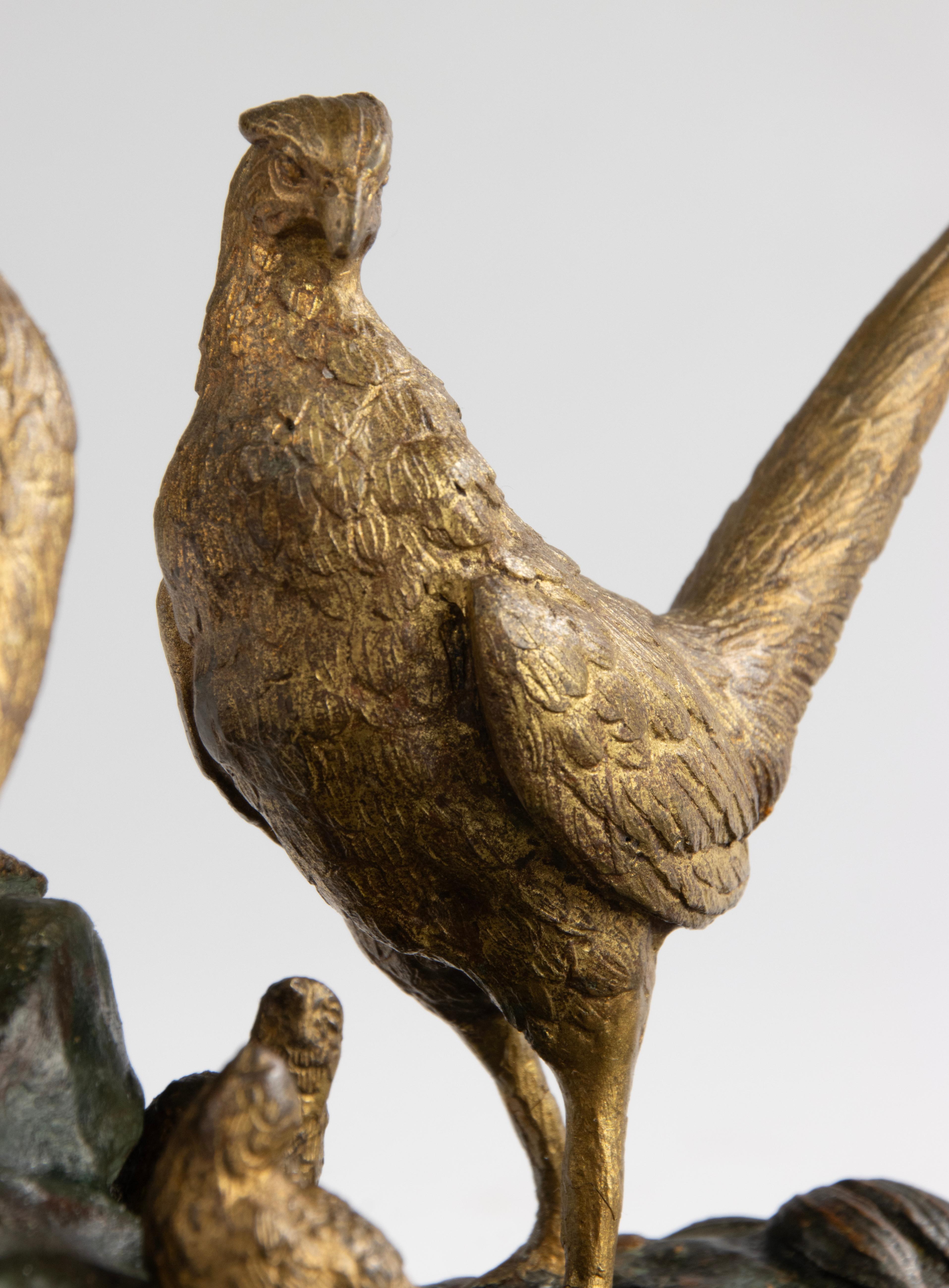 Scultura in bronzo del XIX secolo raffigurante una famiglia di fagiani - Attribuita a J. Hardy in vendita 10