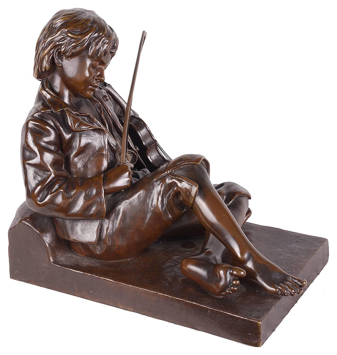 violin statue