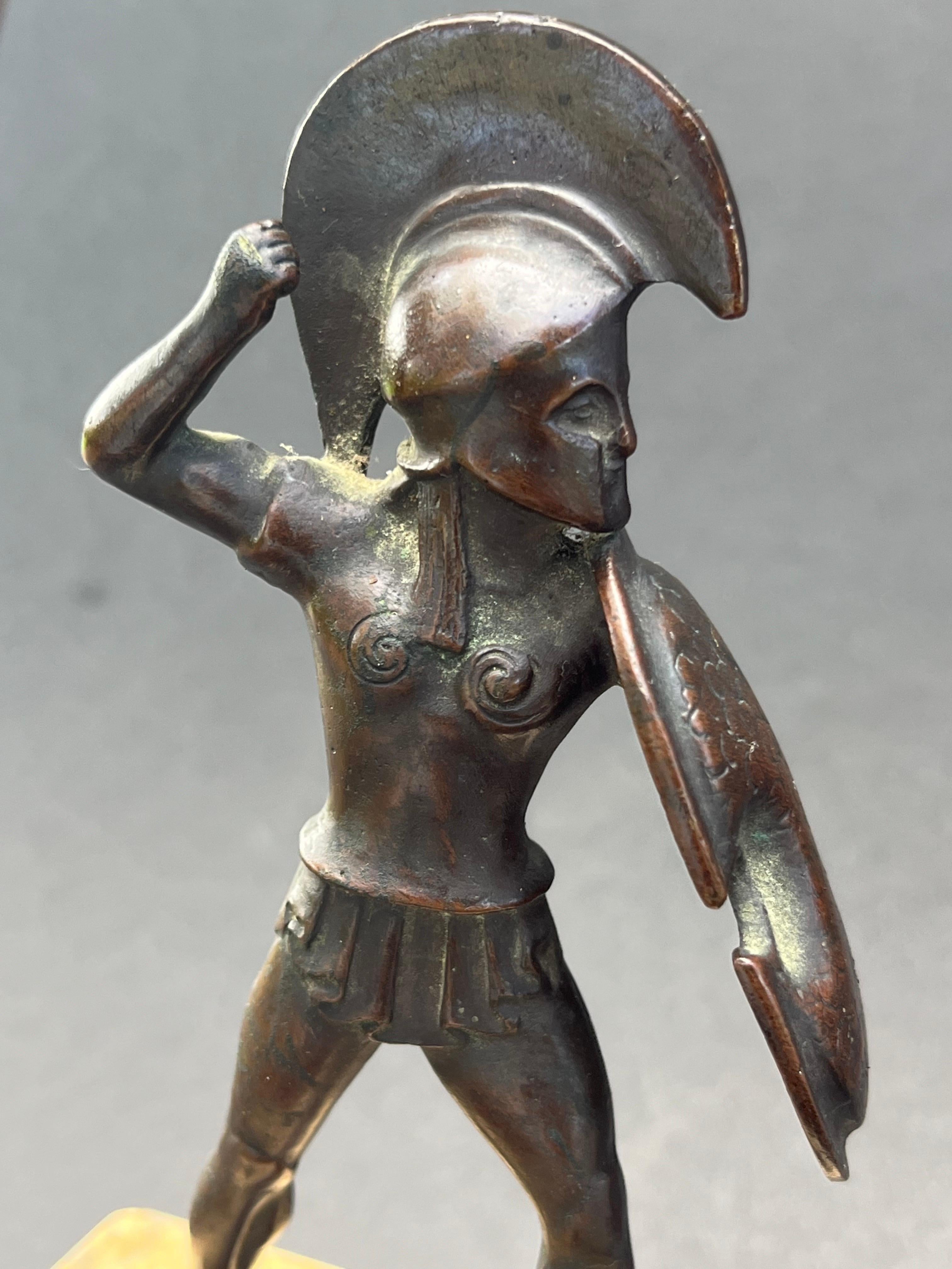 Statuetta in bronzo di Achille del 19° secolo dopo l'Antico in vendita 4