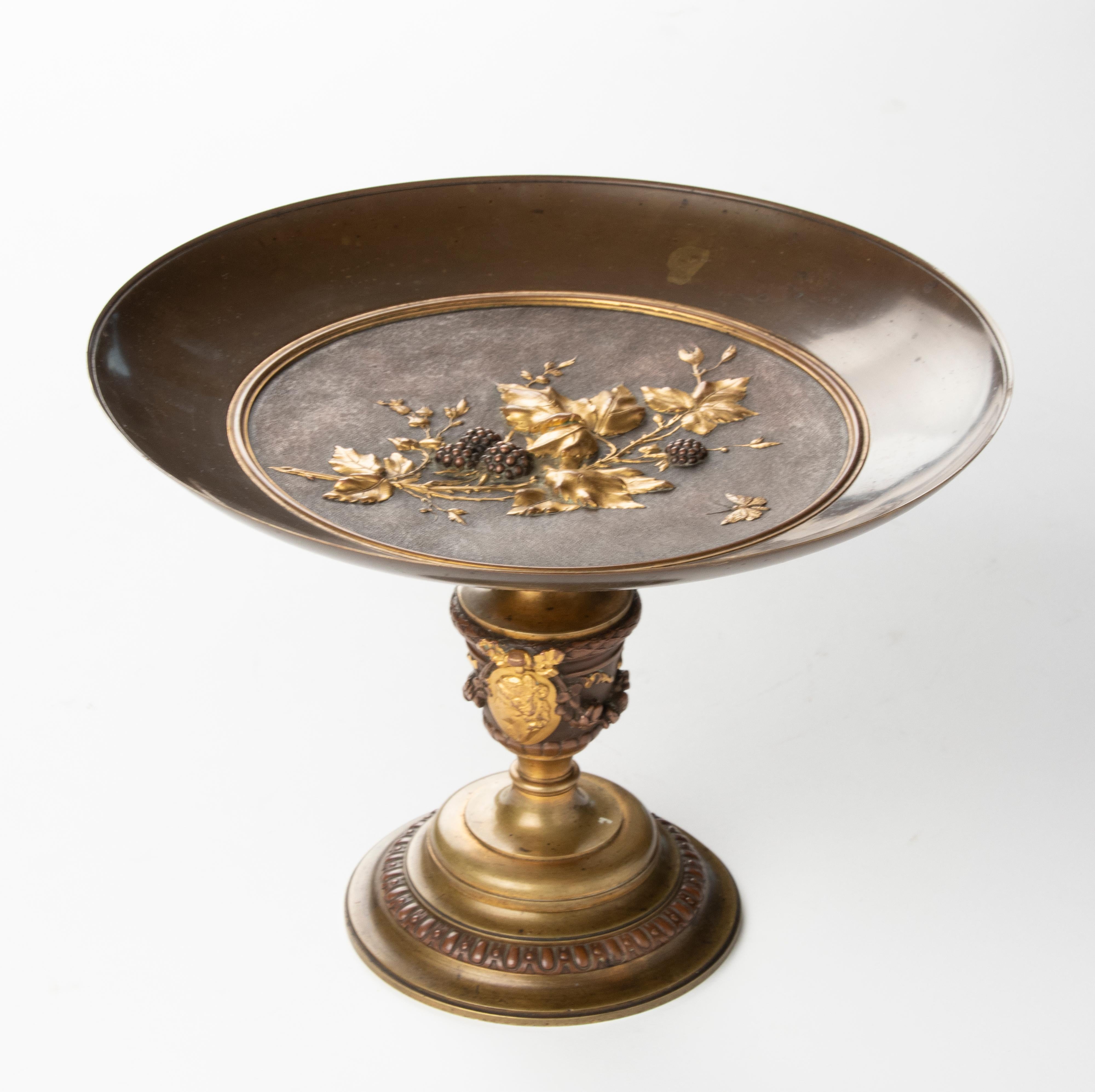 19th Century Bronze Tazza Dish, Casted by Oudry, Paris For Sale 2