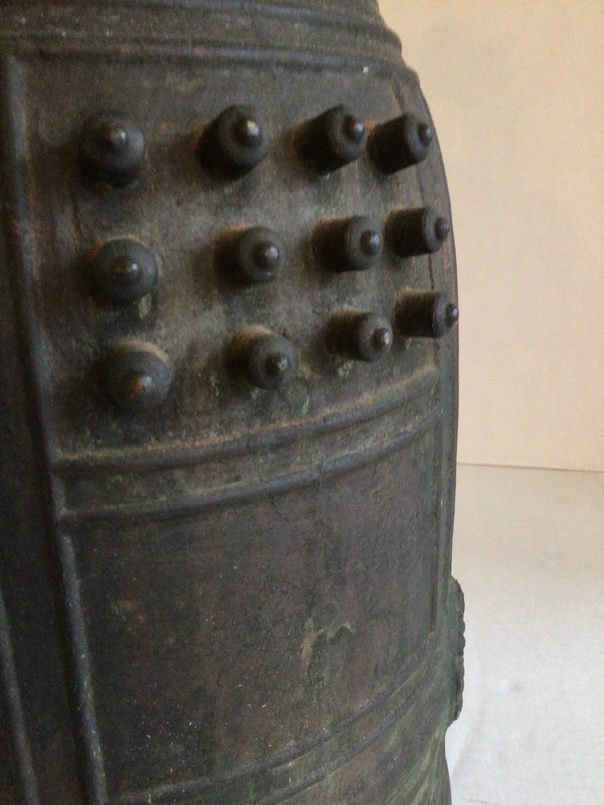 Campana del tempio in bronzo del XIX secolo In condizioni buone in vendita a Tarrytown, NY