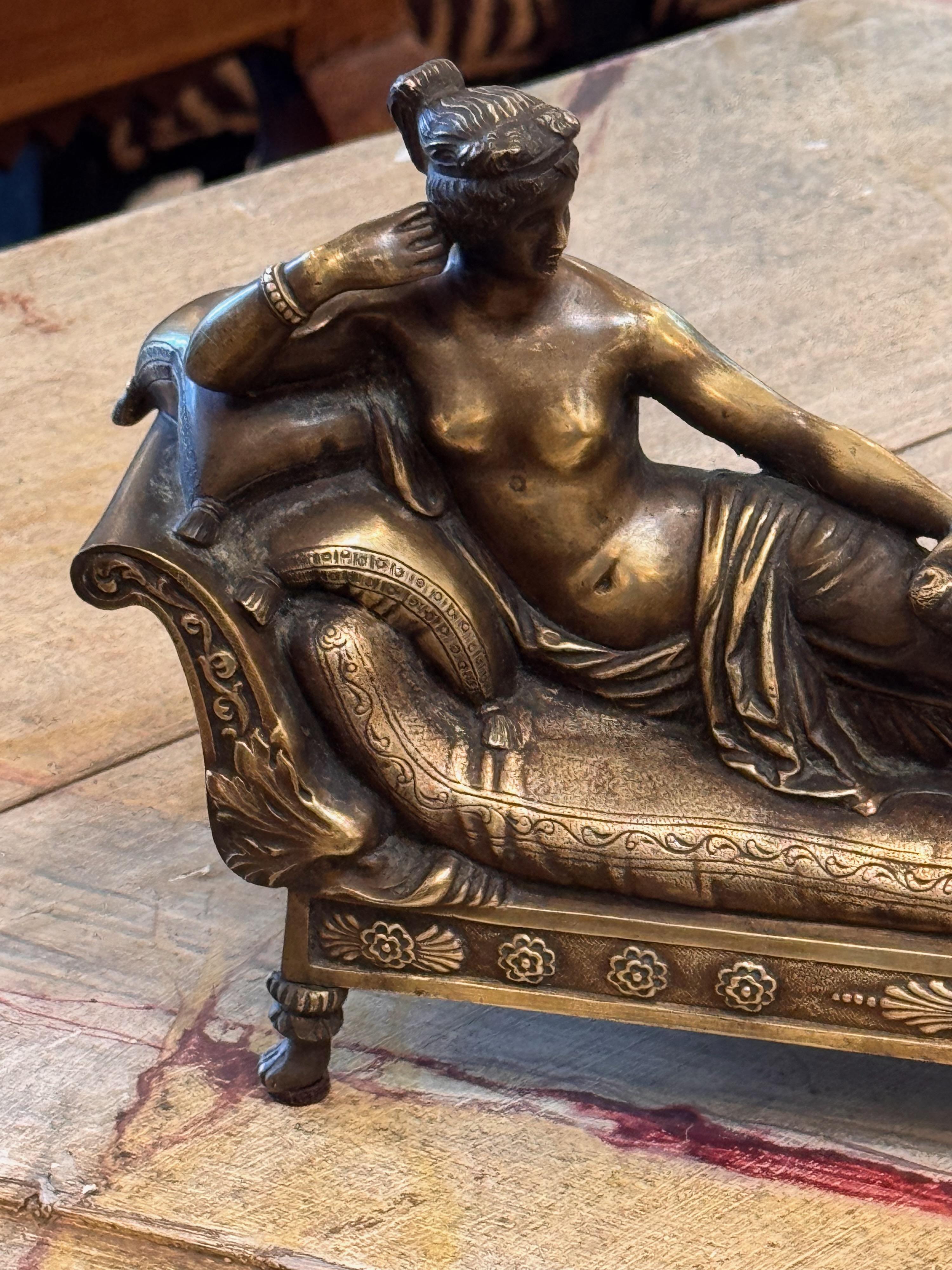 Francese Scultura di Venere in bronzo del XIX secolo in vendita