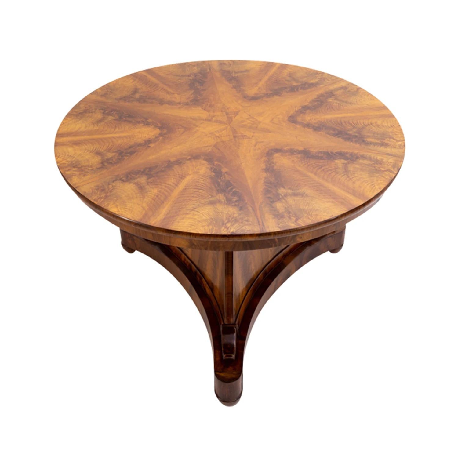 19th Century German Biedermeier Polished Walnut Foldable, Antique Center Table For Sale 2