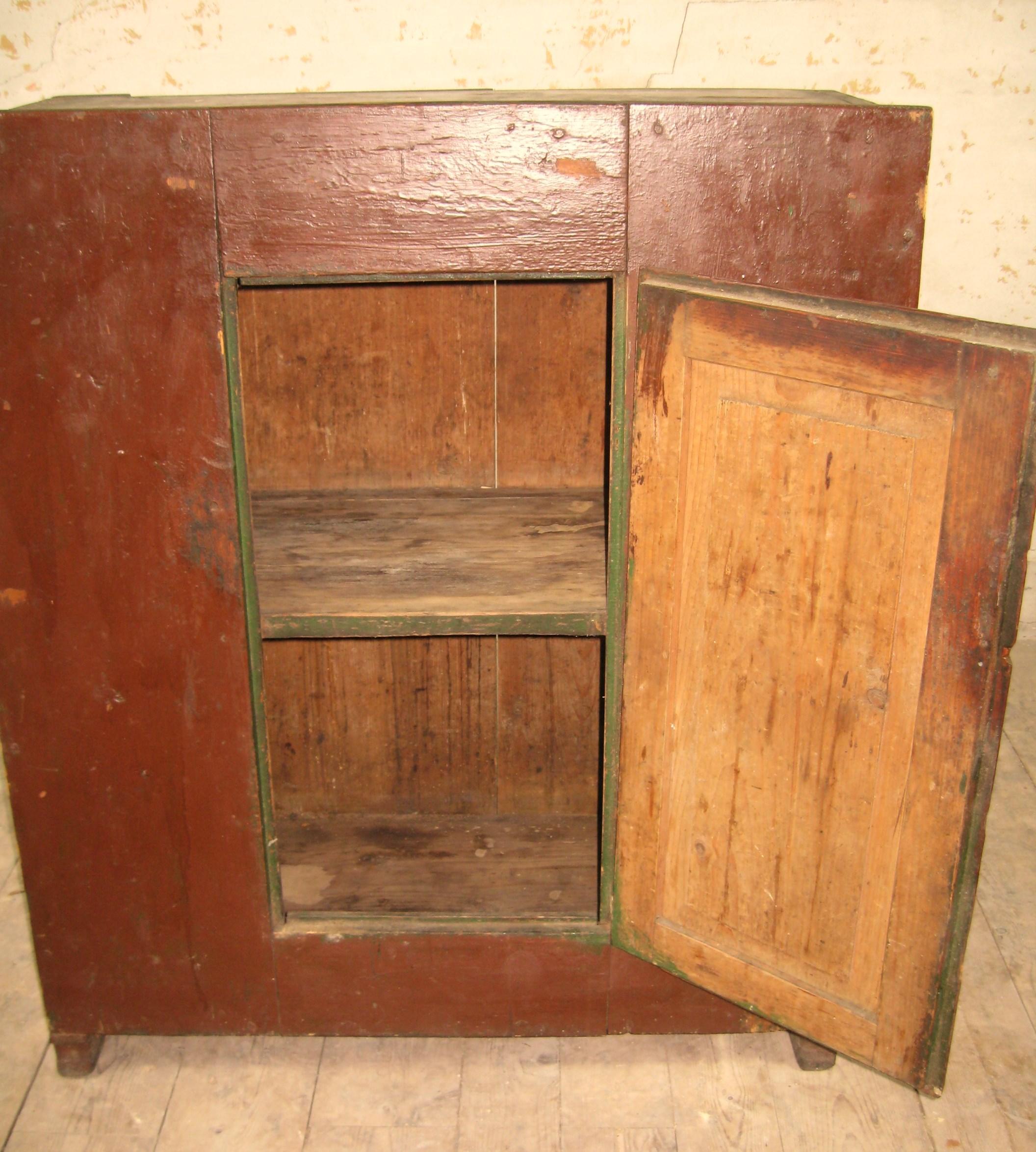 19th Century Brown / Red Primitive Blind 1 door painted cupboard For Sale 3