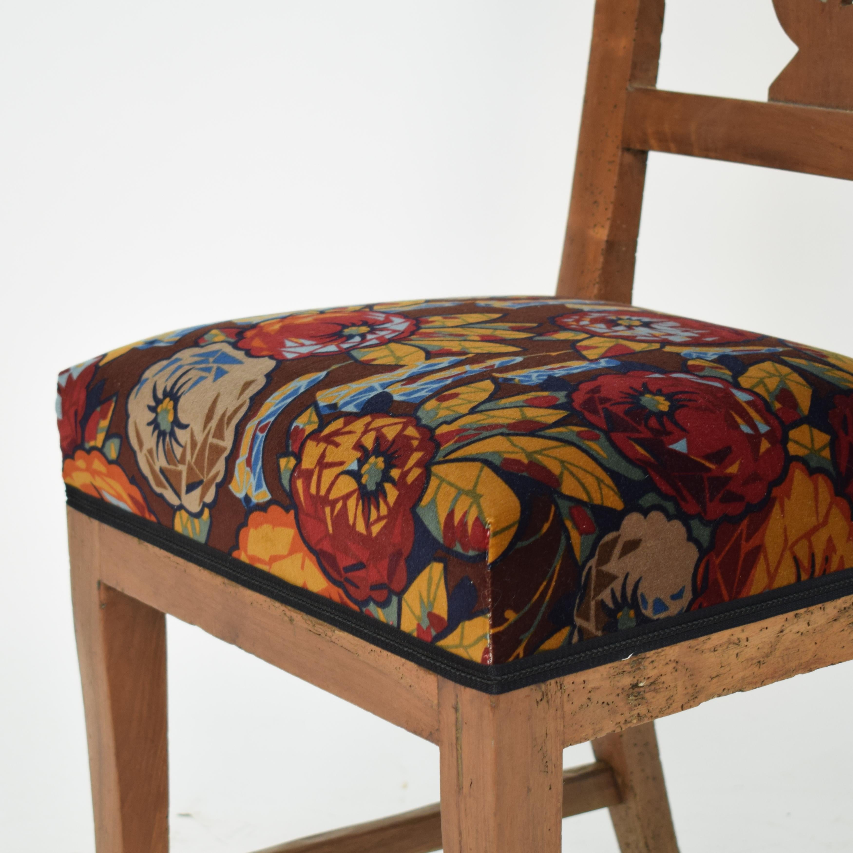 Upholstery 19th Century Brown Walnut Italian Upholstered Biedermeier Side Chair, 1820