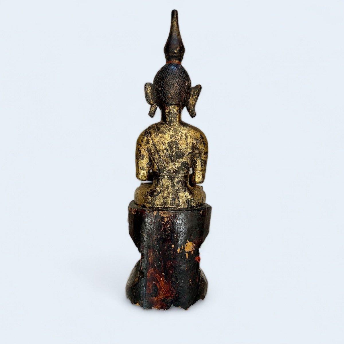 19th Century Buddha in Lacquered Wood from Laos For Sale 2