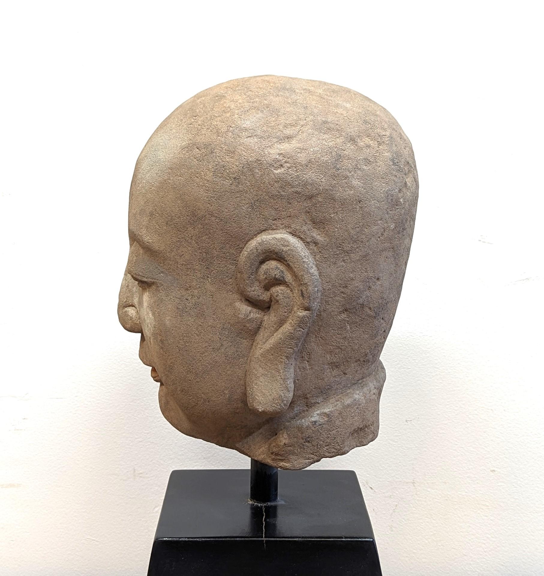 19th Century Buddhist Head Sculpture Sandstone  For Sale 1