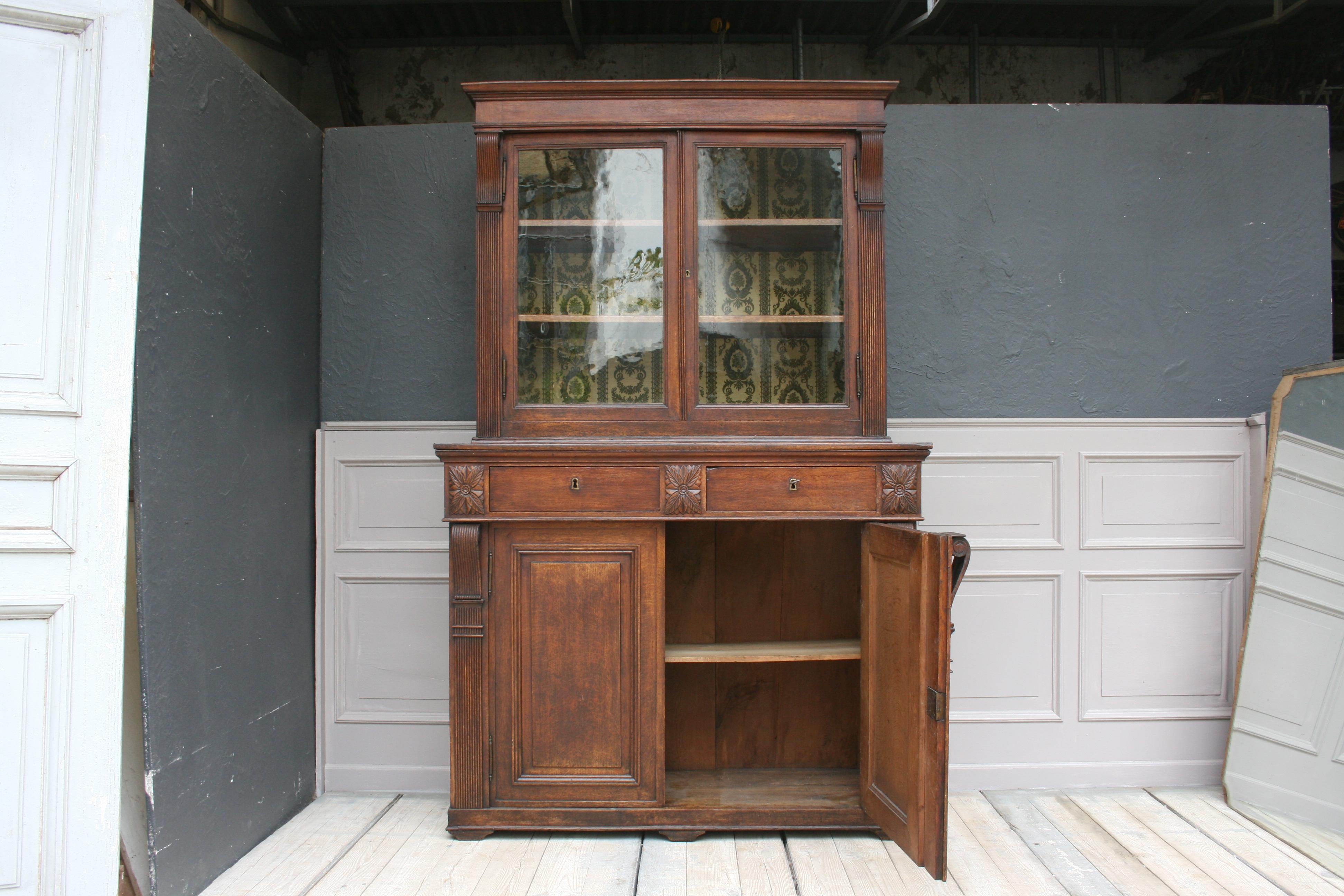 English 19th Century Buffet Cabinet Made of Oak