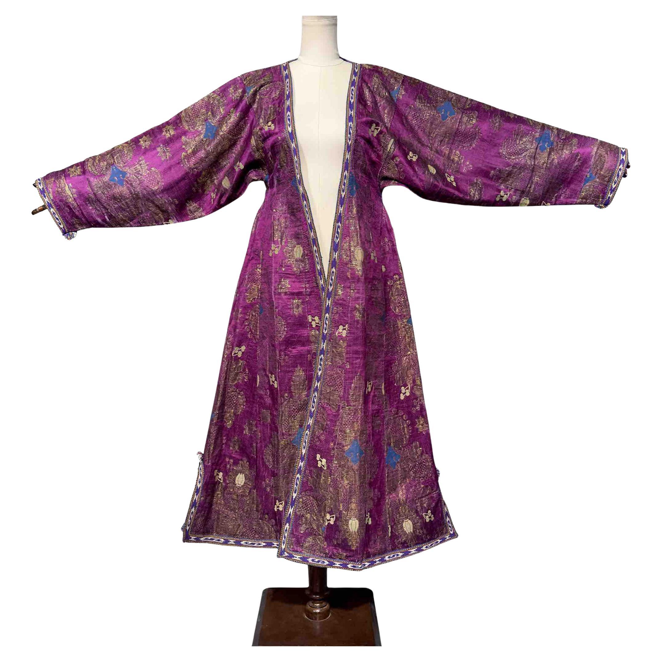 Vestaglia da donna in broccato di seta di Bukhara del XIX secolo
