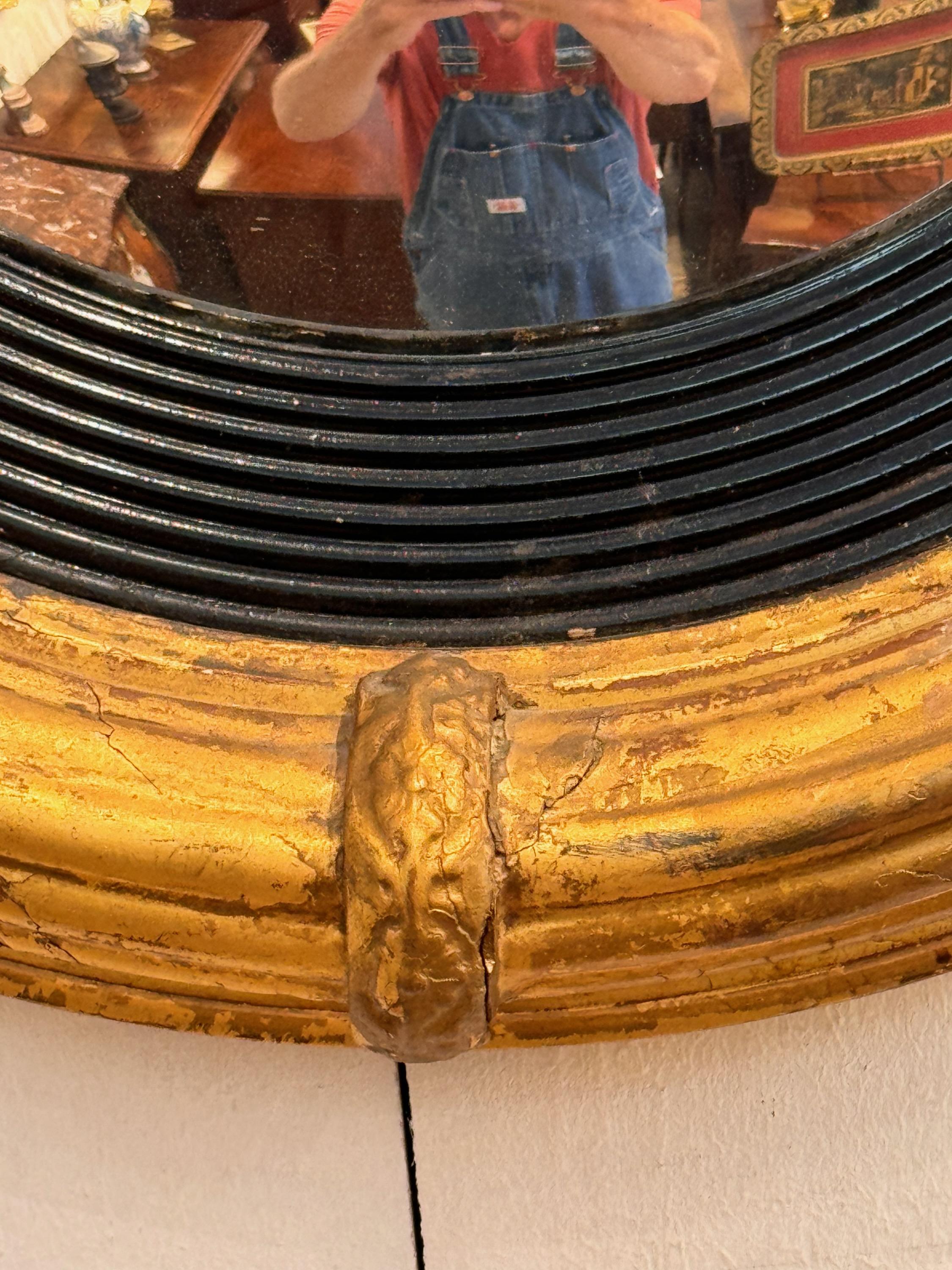 19th Century Bulls Eye Mirror In Good Condition In Charlottesville, VA