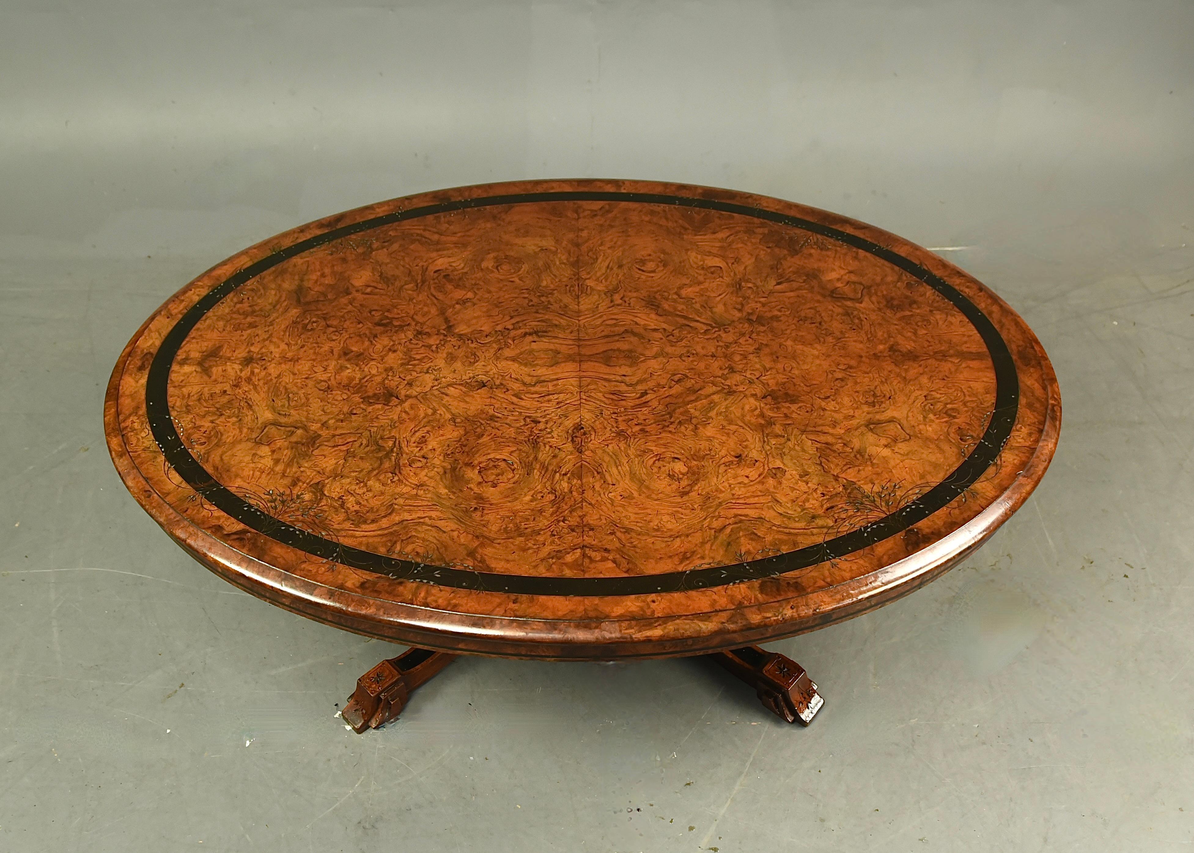 Victorian 19th century burl walnut coffee table  For Sale