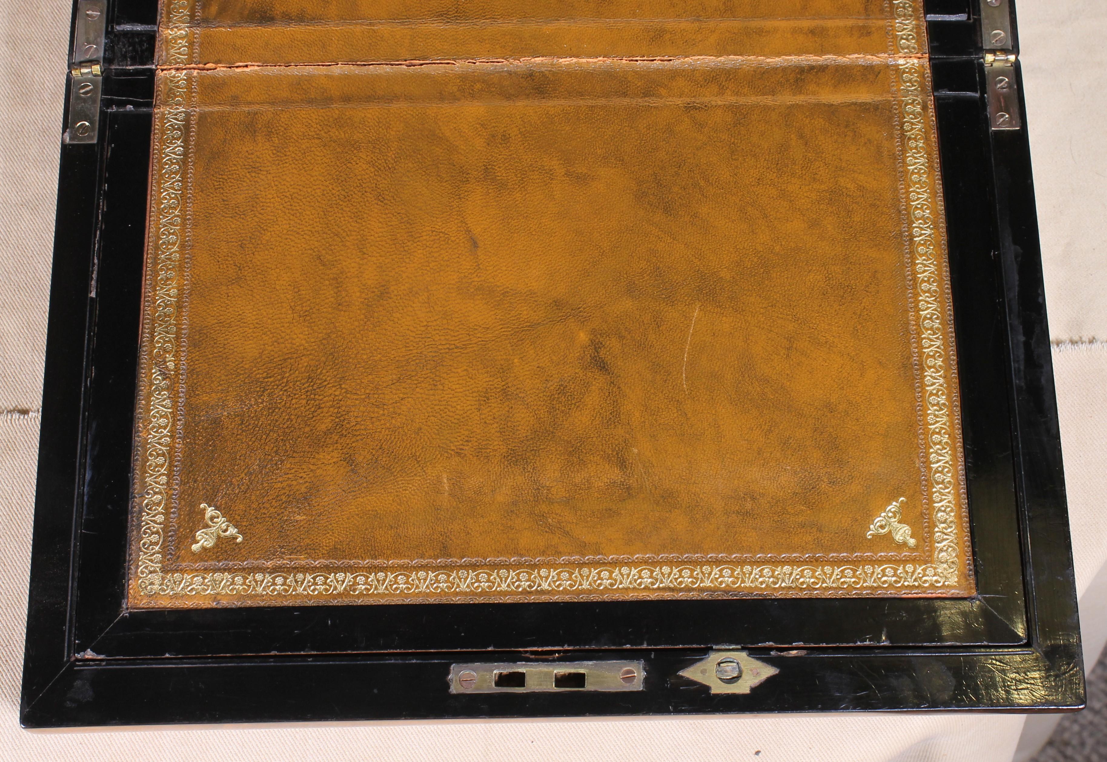 19. Jahrhundert Wurzelholz Schreibpult im Angebot 4