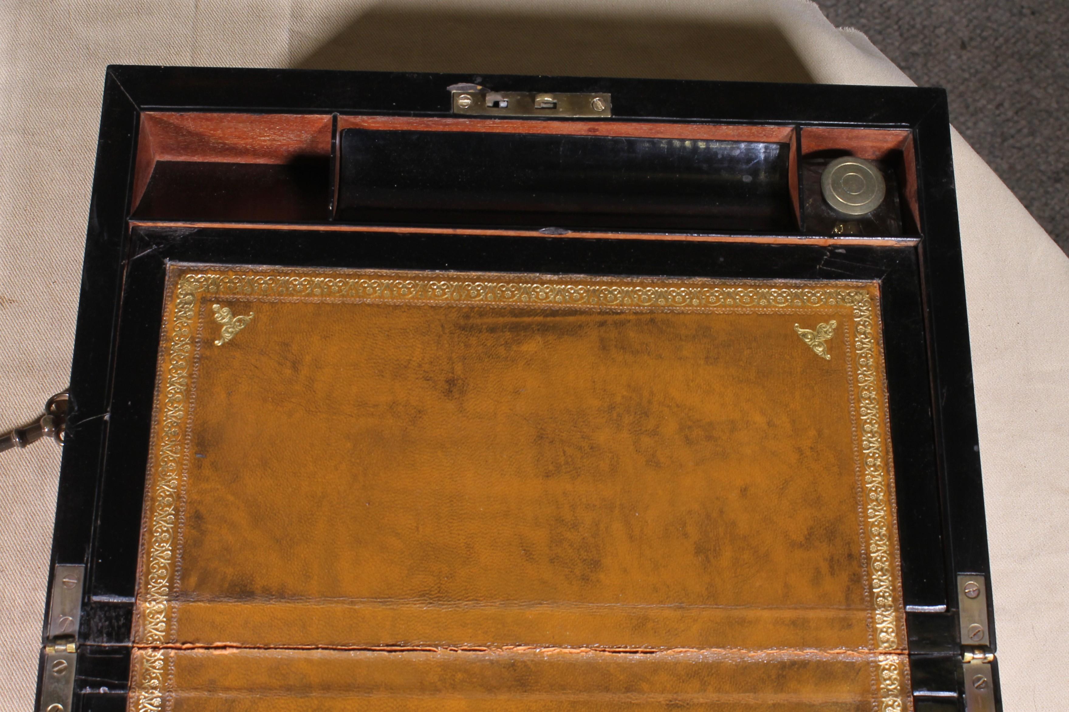 19. Jahrhundert Wurzelholz Schreibpult im Angebot 5