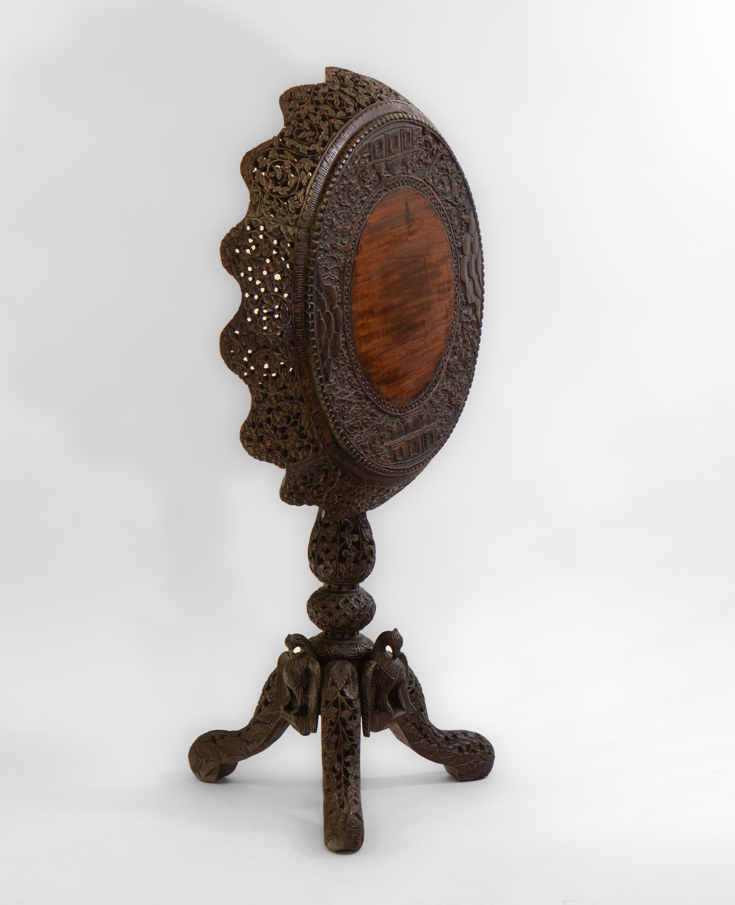 19th Century Burmese Anglo Indian Padouk Tilt Top Occasional Side Table 6