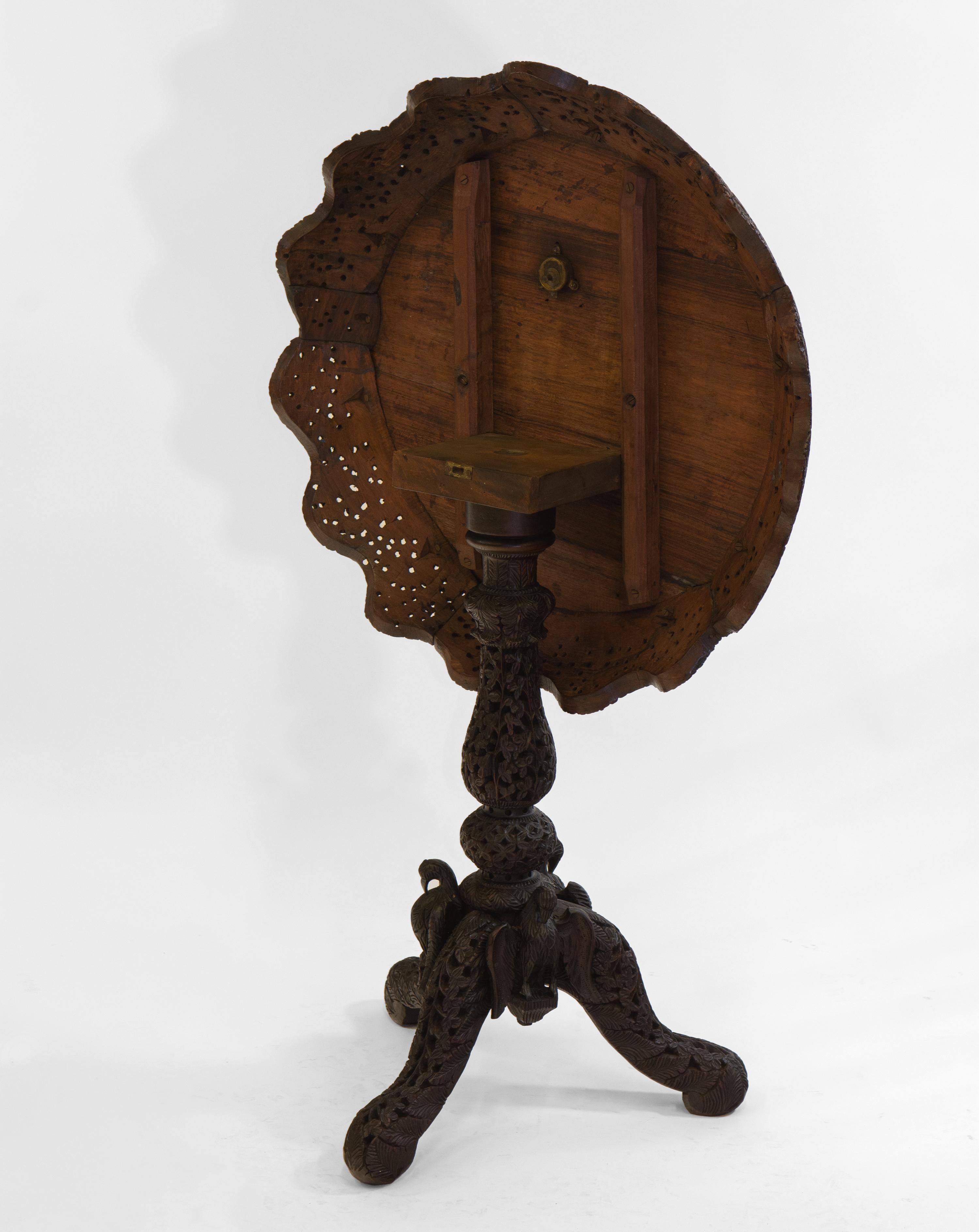 19th Century Burmese Anglo Indian Padouk Tilt Top Occasional Side Table For Sale 9