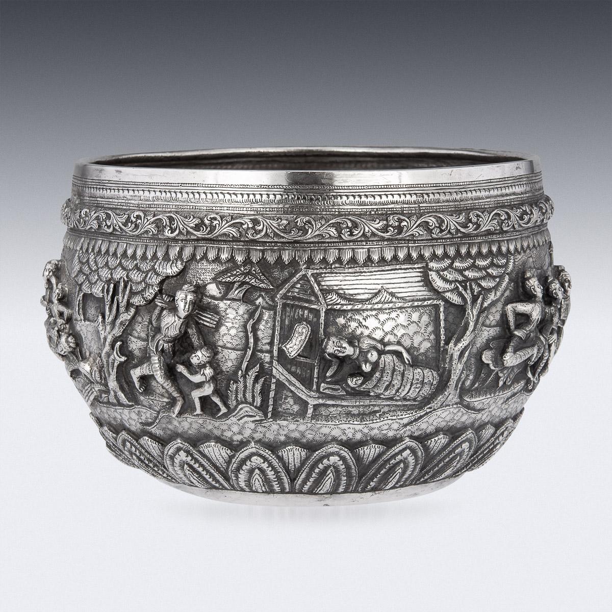 19th Century Burmese Solid Silver Thabeik Bowl, Rangoon, c.1880 In Good Condition In Royal Tunbridge Wells, Kent