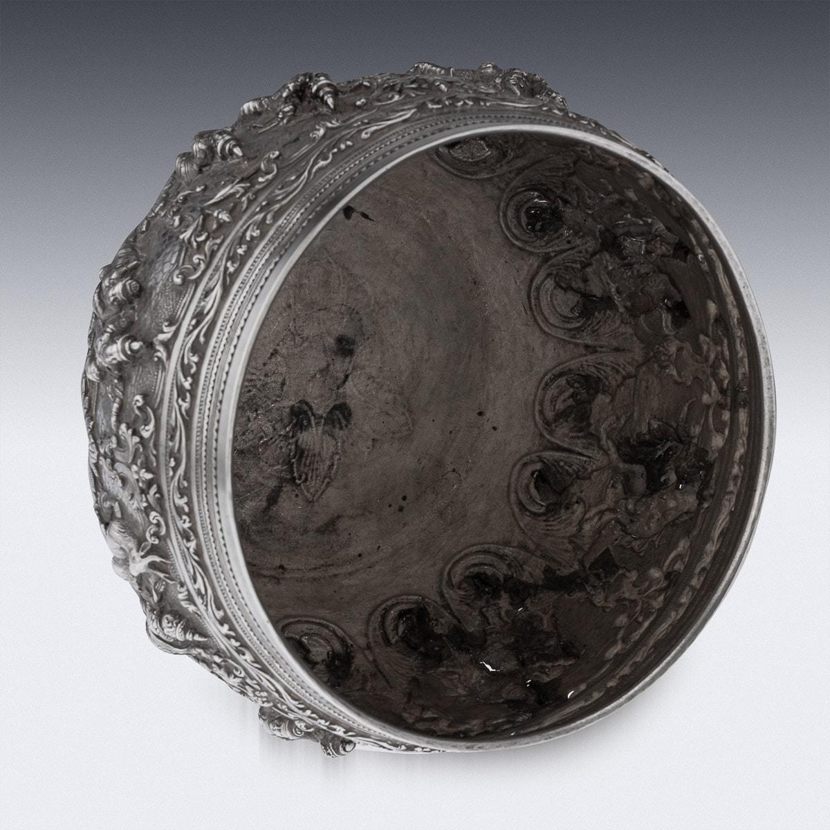 19th Century Burmese Solid Silver Thabeik Bowl, Rangoon, c.1880 For Sale 3