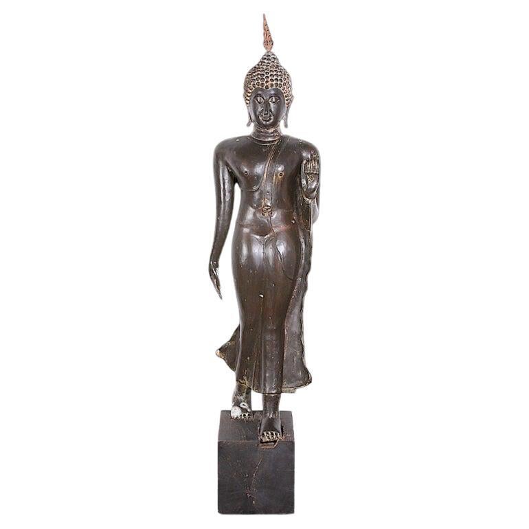 Bouddha birman du 18ème siècle en bronze de Thaïlande en vente