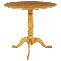 19th Century Burr Birch Round Tilt-Top Occasional Table
