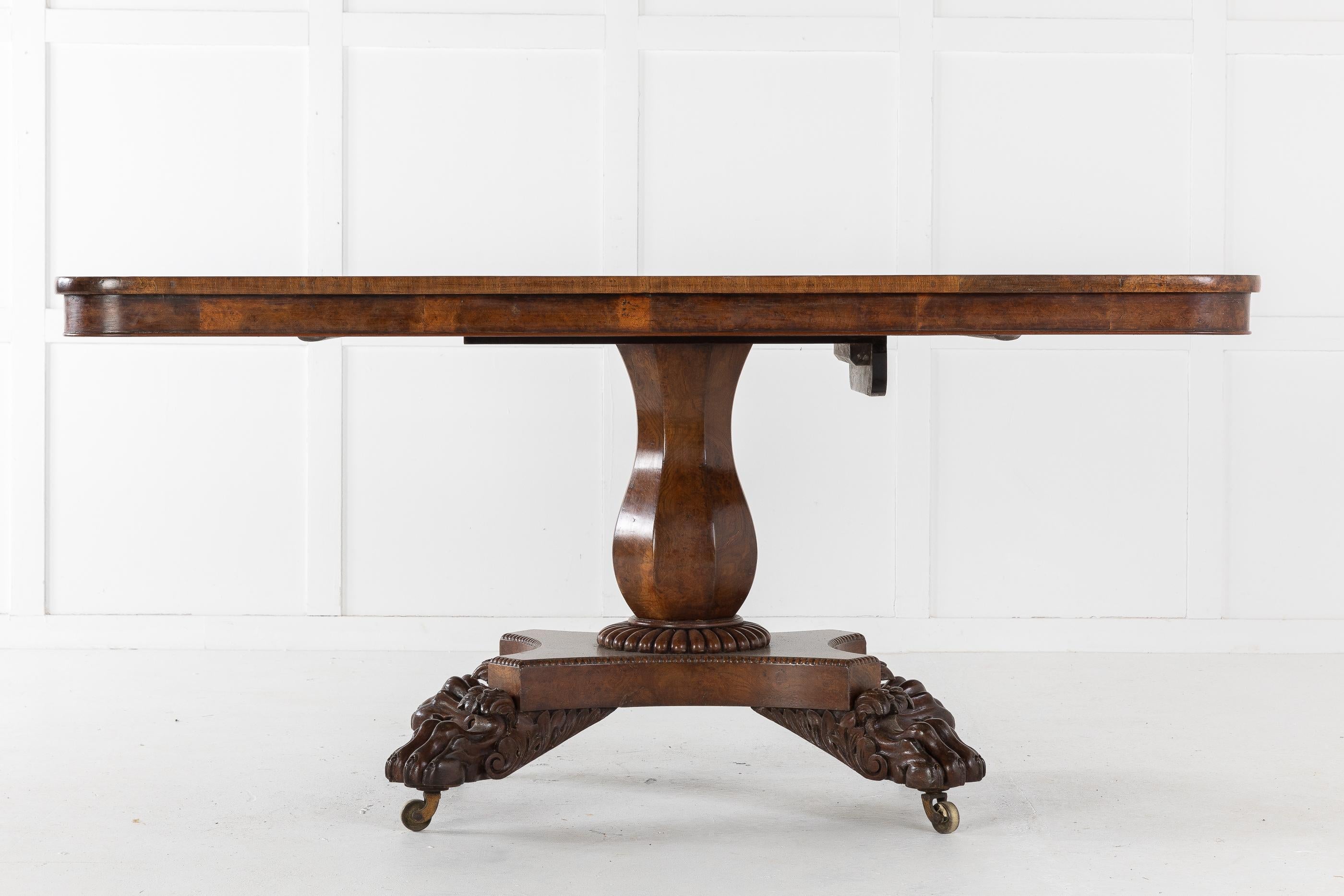 19th Century Burr Oak Table In Good Condition In Gloucestershire, GB