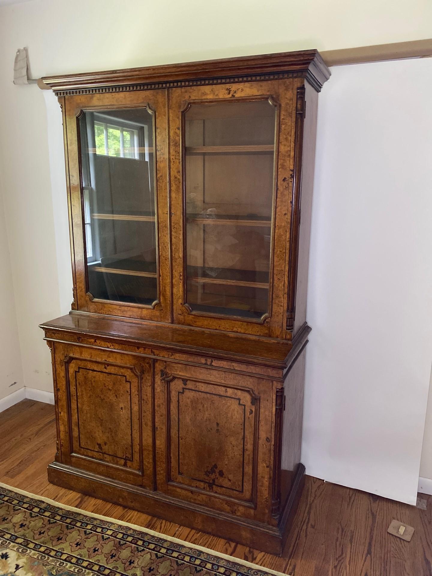 19th Century Burr Oak William IV Bookcase from England For Sale 10