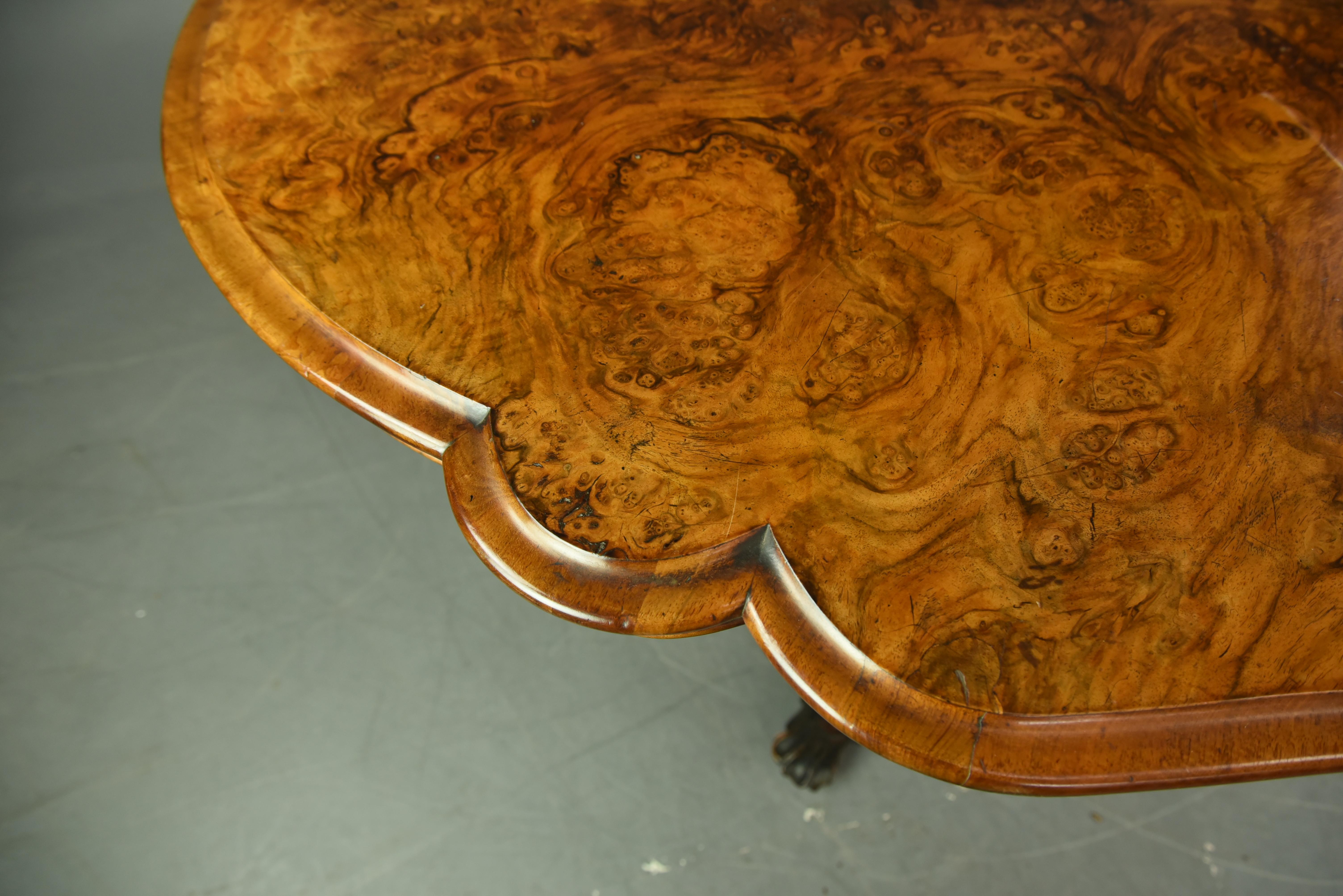 English 19th century burr walnut centre table
