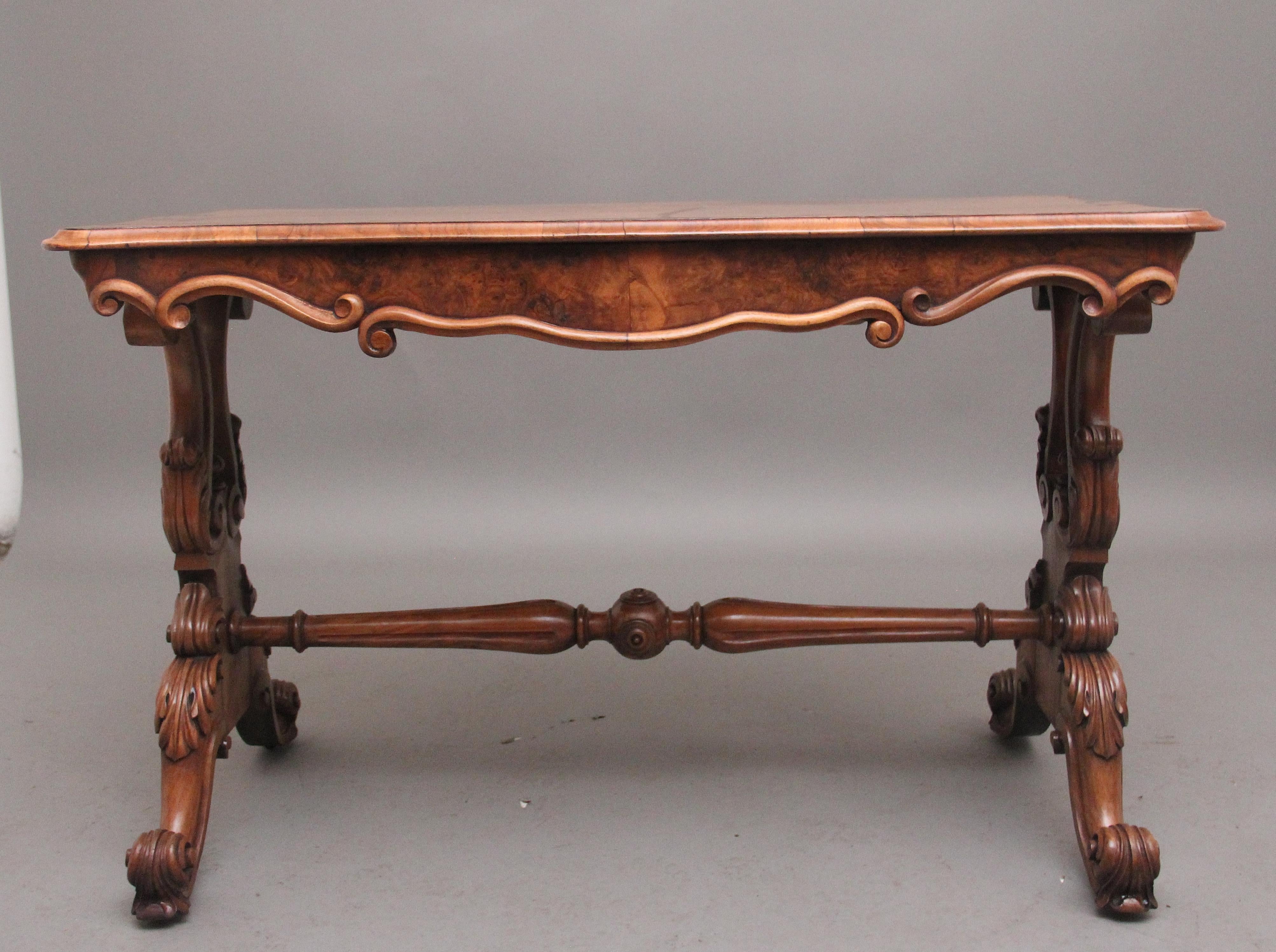 Walnut 19th Century burr walnut centre table For Sale