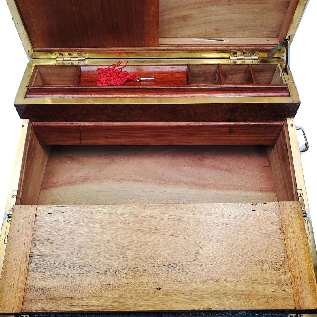 19th Century Burr Walnut Double Hinged Writing Slope with Brass Edges and Inlay For Sale 4