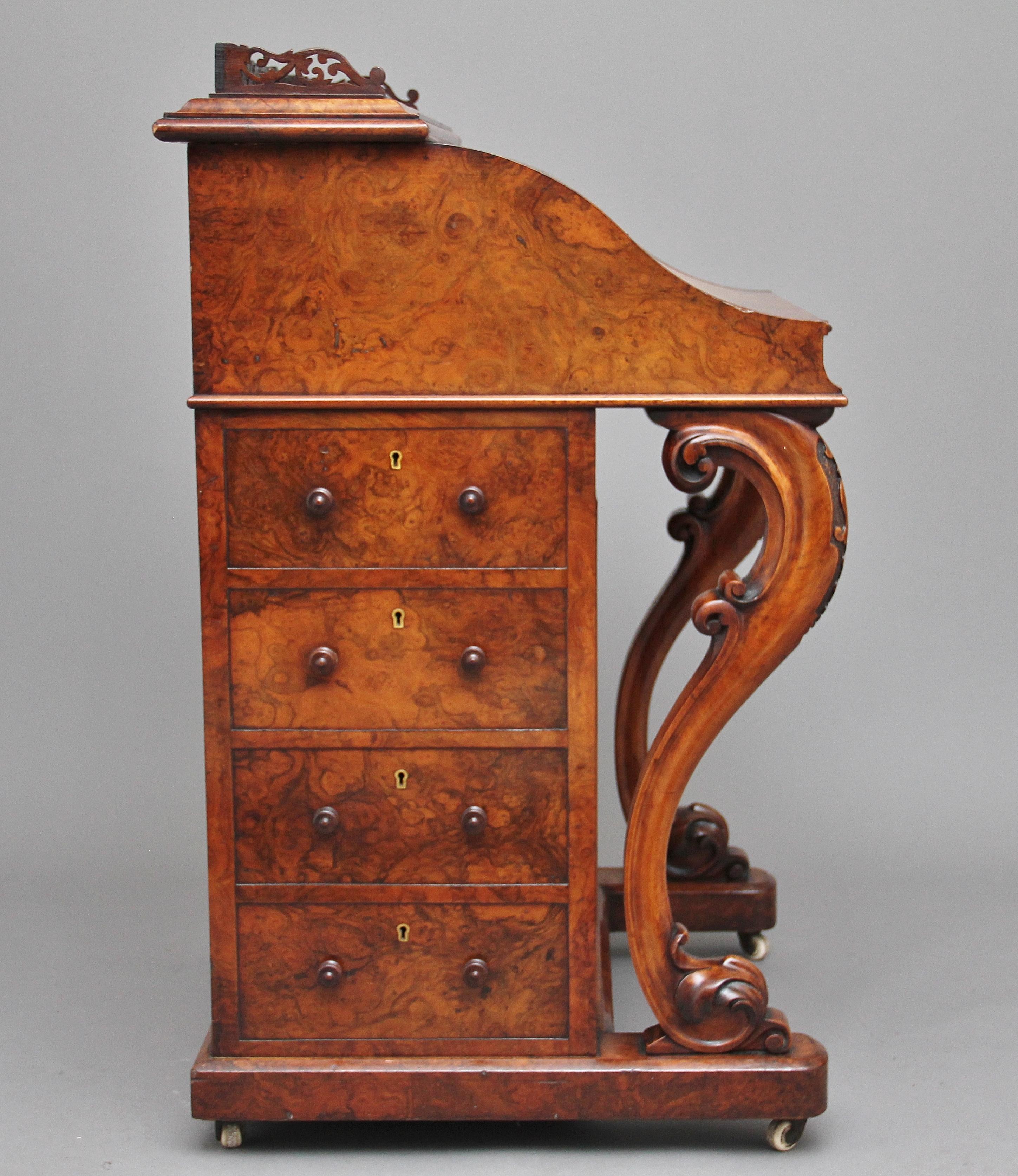 Mid-19th Century 19th Century Burr Walnut Rising Top Davenport