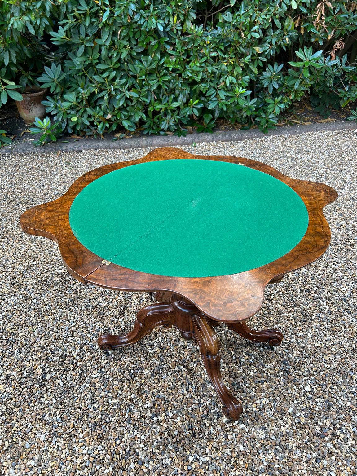Hand-Crafted 19th Century Burr Walnut Serpentine Card Table For Sale