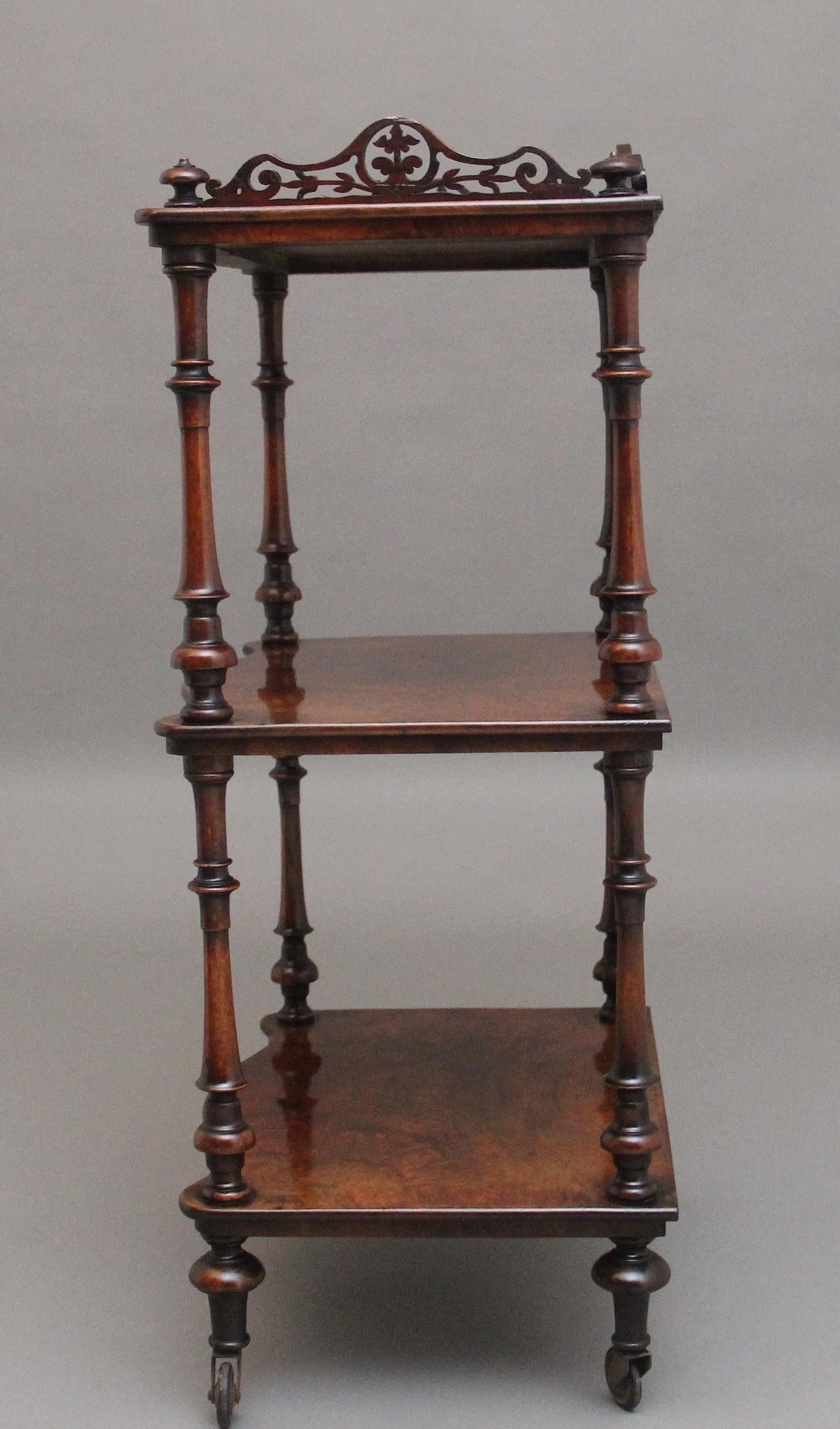 Chaudron en ronce de noyer du 19e siècle Bon état - En vente à Martlesham, GB