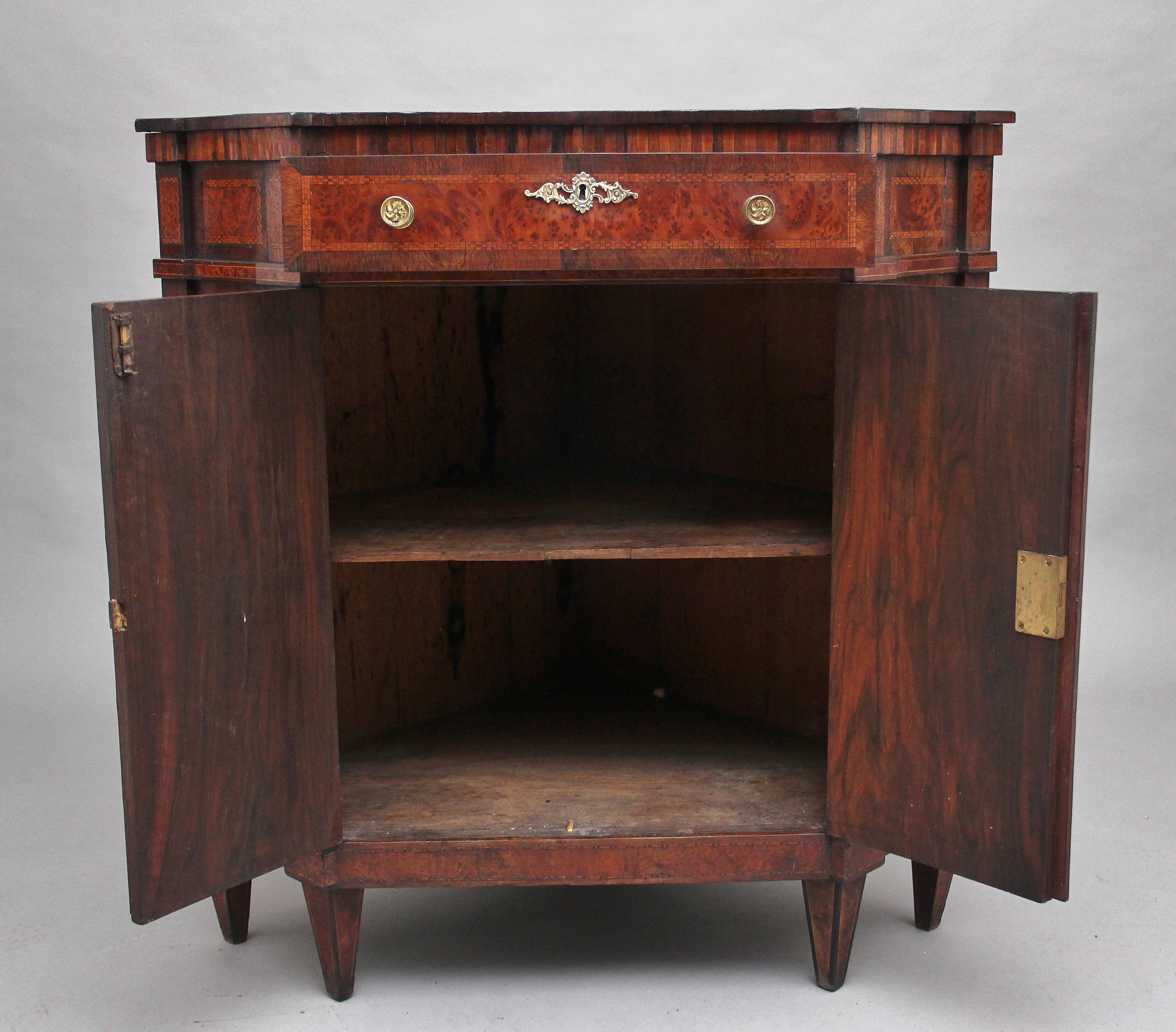 Early Victorian 19th Century Burr Yew Wood and Inlaid Corner Cabinet