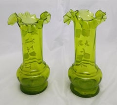 19th Century Bused Pair of Green Jugendstil Glass Vases Mouth Blown Hand-Painted