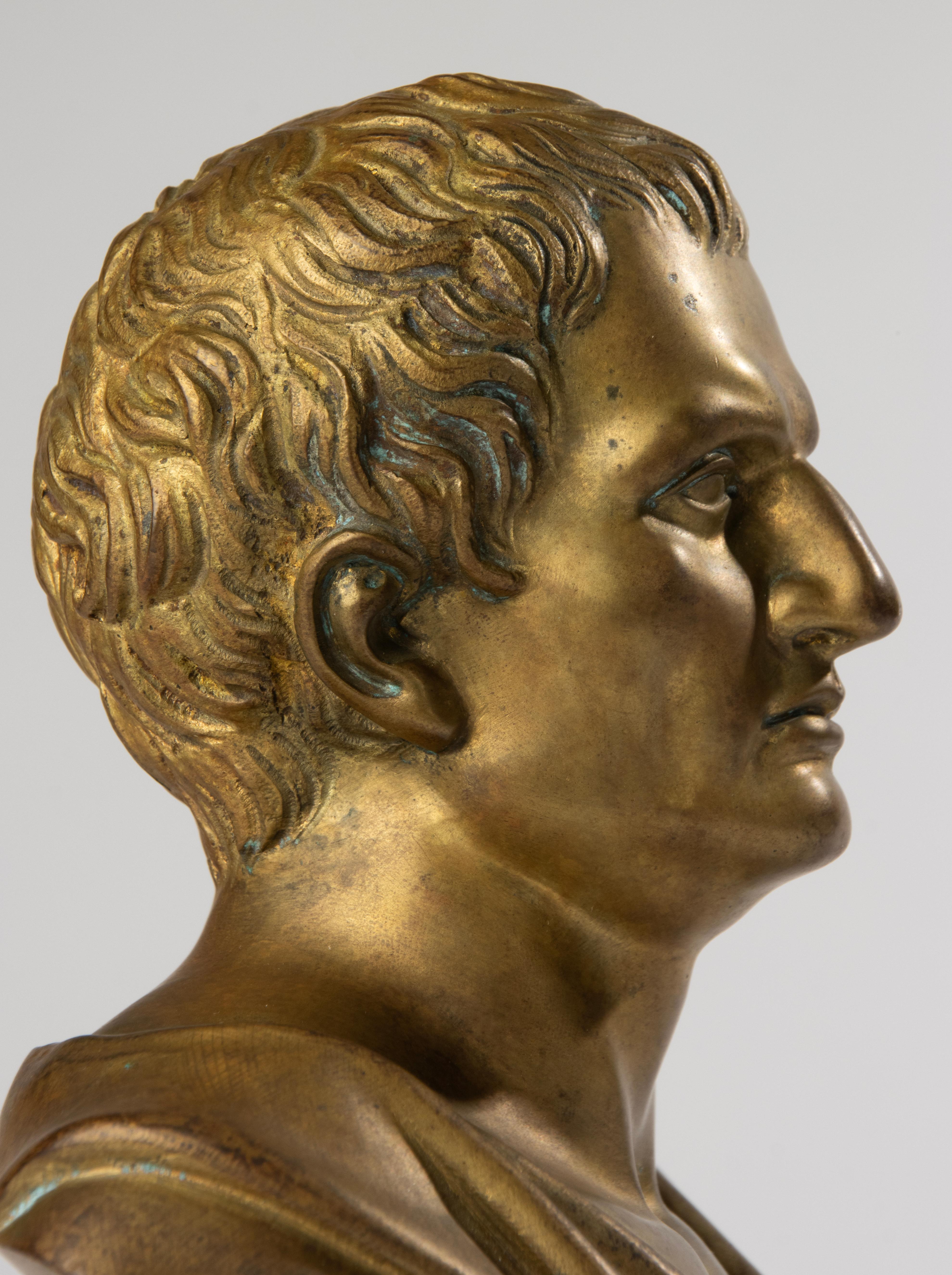 19. Jahrhundert Büste - F. Aulde - Vergoldete Bronze - César (Französisch) im Angebot