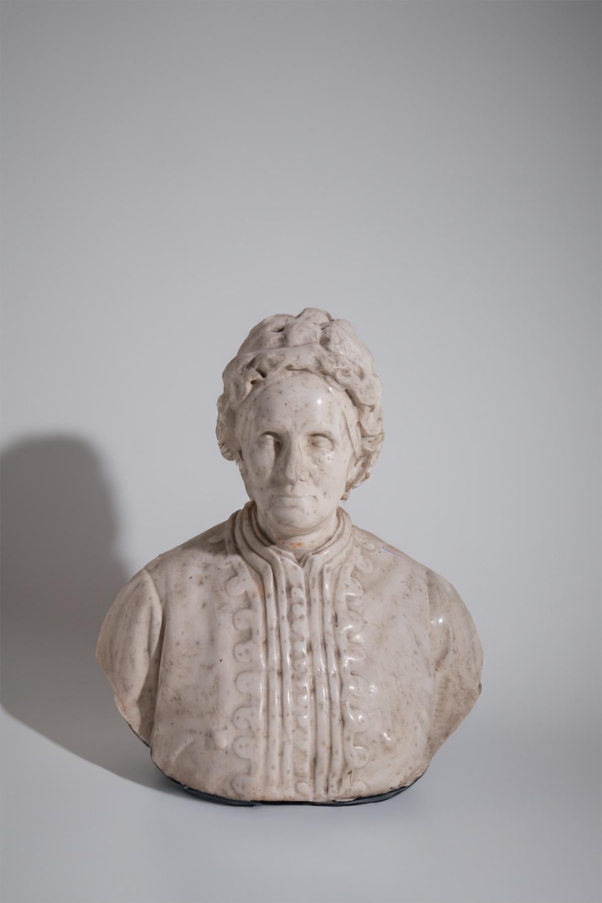 Italian Sculpture Italienne 19ème siècle buste en marbre en vente