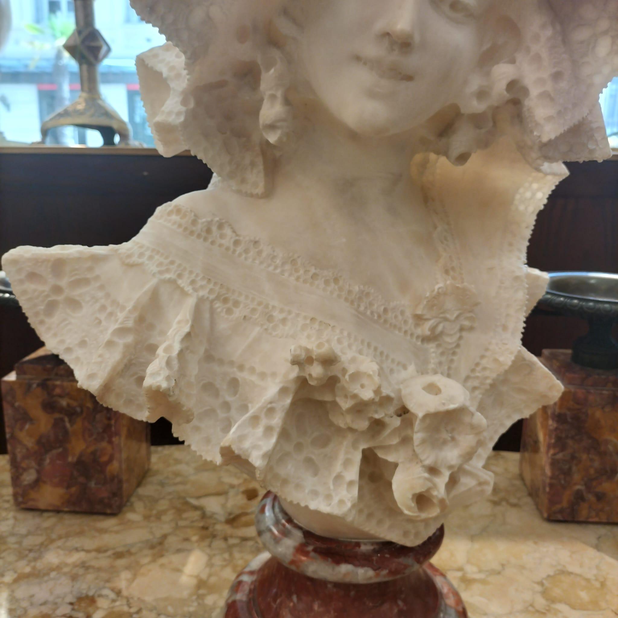 19th Century Bust of a Young Lady in White Marble by Flli Romanelli For ...