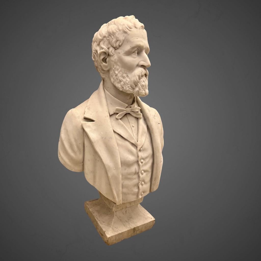19th Century Bust of an Aristocrat in Marble by Joseph Vallet (1841-1920)  For Sale 4
