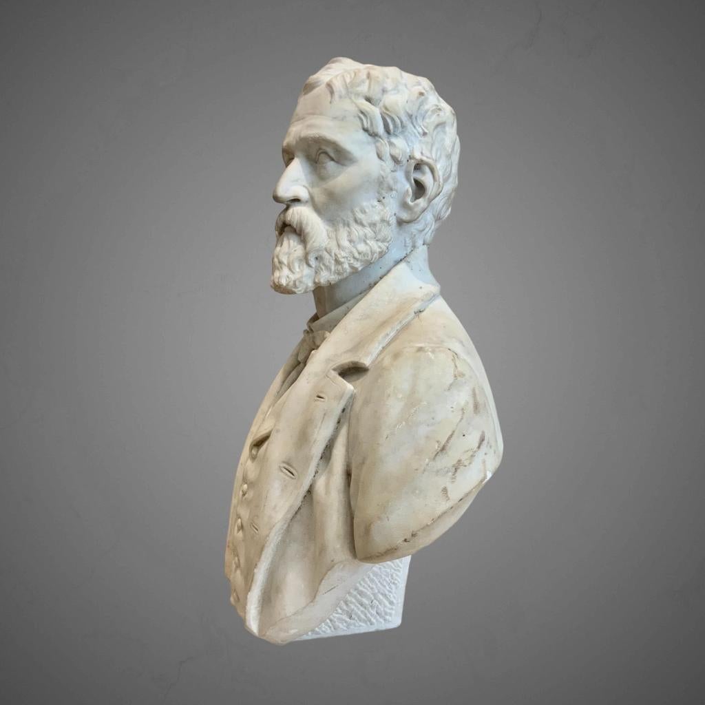 19th Century Bust of an Aristocrat in Marble by Joseph Vallet (1841-1920)  For Sale 1