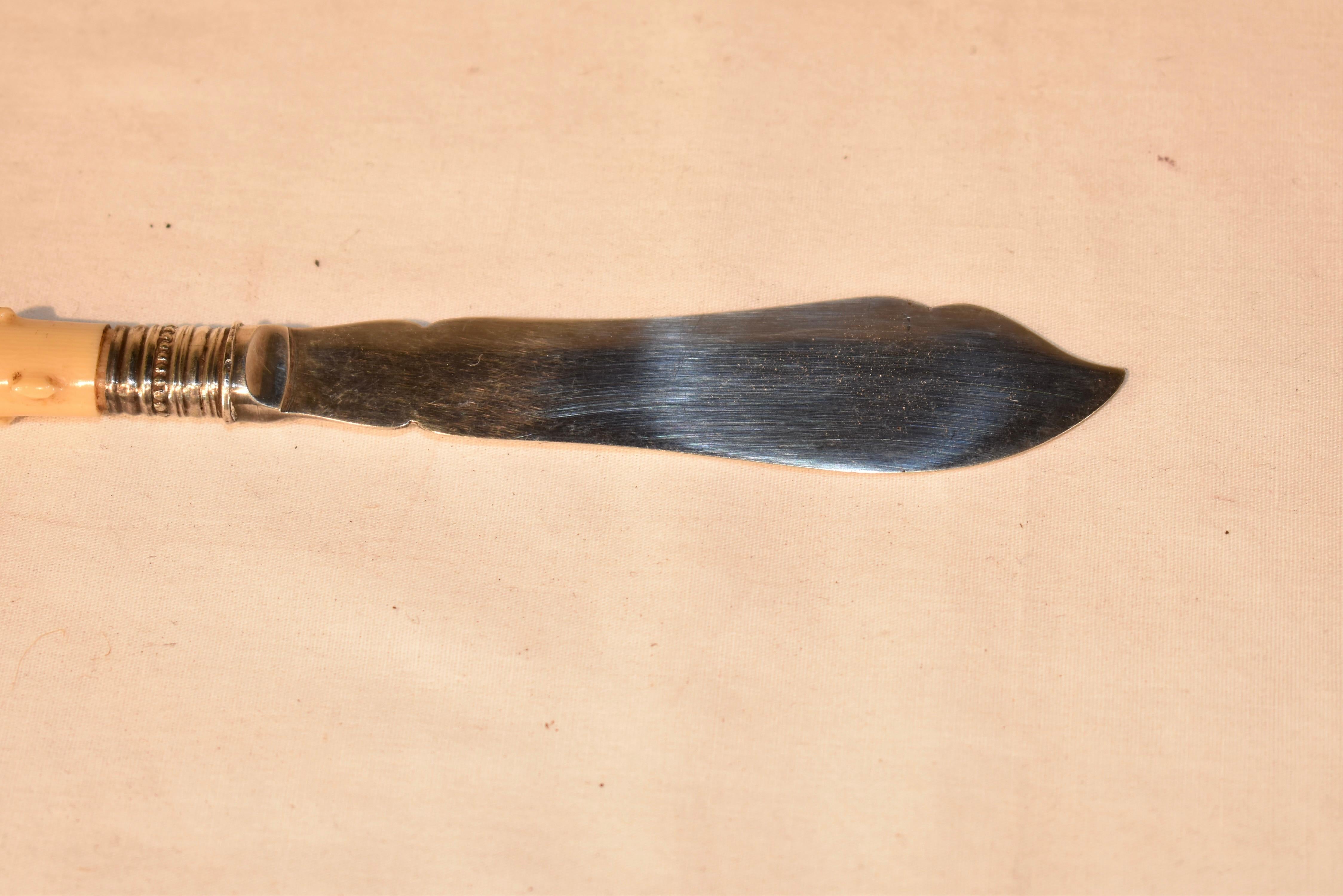 Buttermesser aus dem 19. Jahrhundert (Graviert) im Angebot