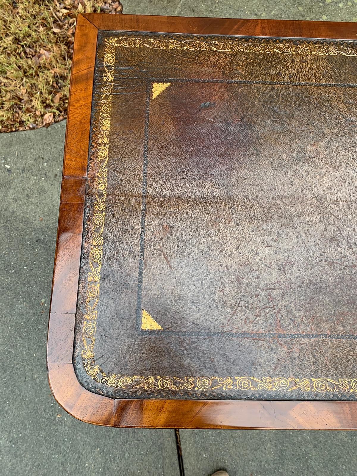 19th Century William IV Library Table or Desk with Leather Top, circa 1840s For Sale 10