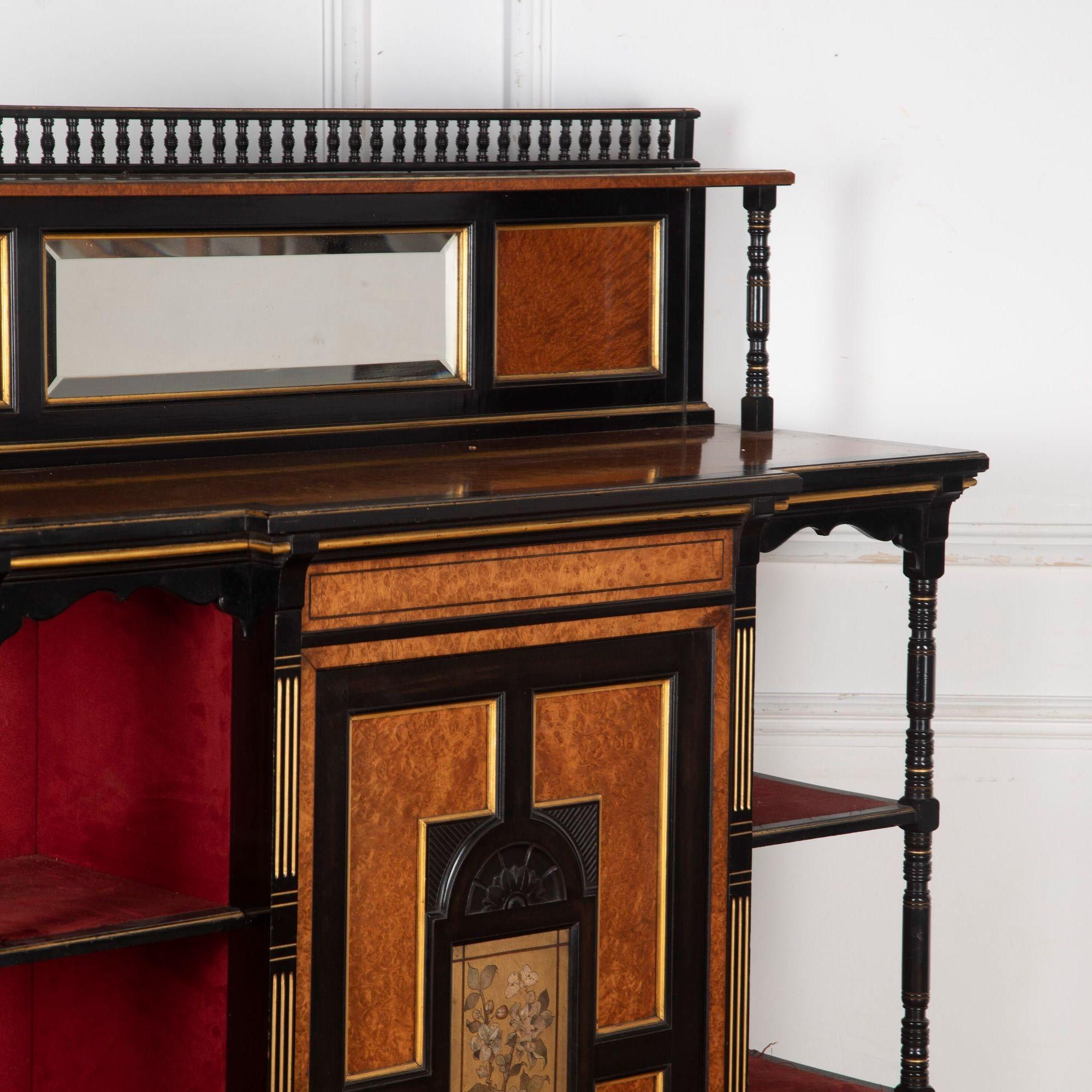 Kabinett des 19. Jahrhunderts (Arts and Crafts) im Angebot