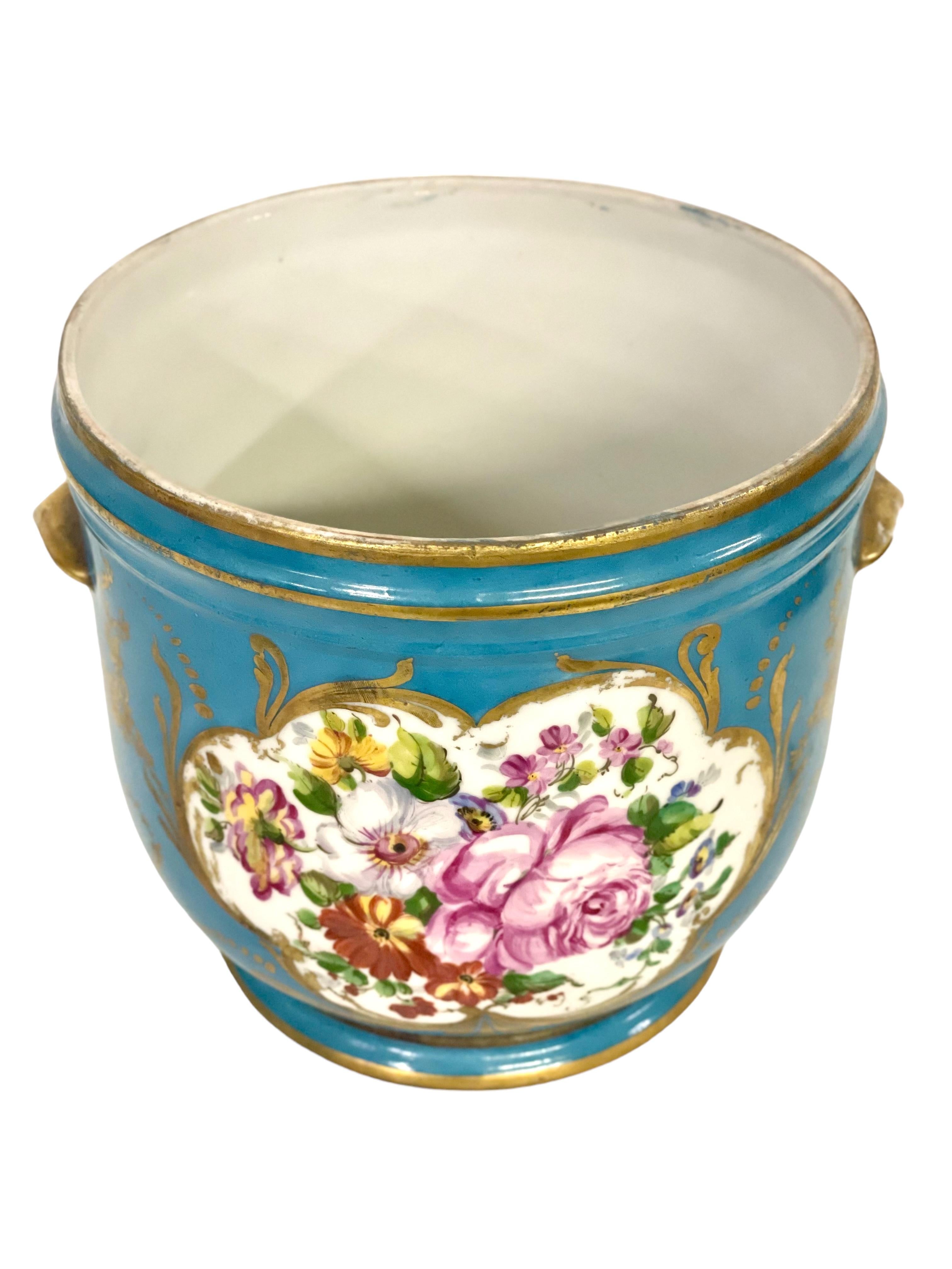 19th Century Limoges Porcelain Cache Pot in a Sèvres Style For Sale 1