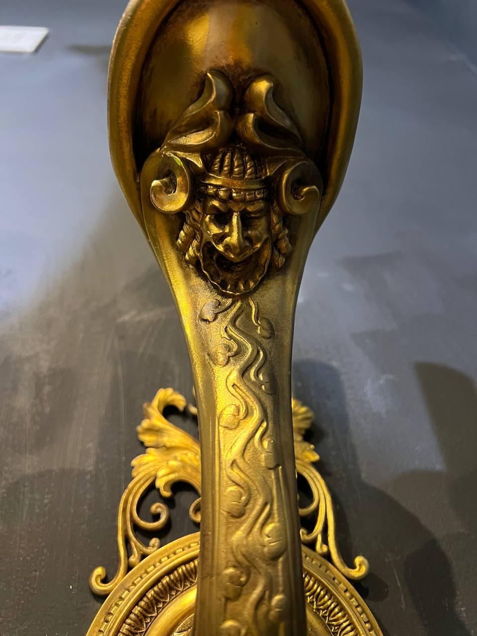 Américain 19ème siècle Caldwell Neoclassic Gilt Bronze Sconces Single Light en vente