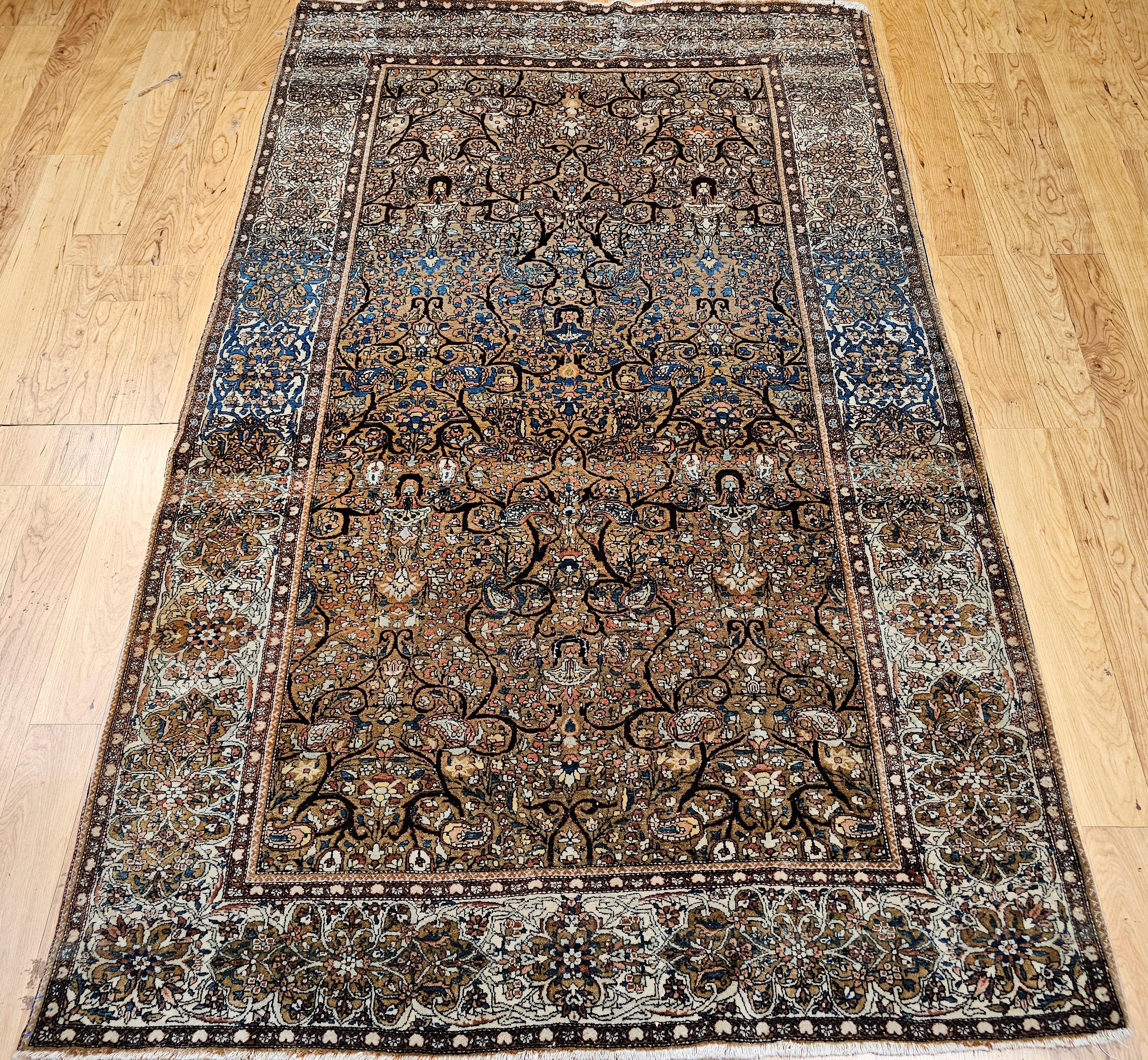 Sarouk persan Farahan du 19ème siècle en poils de chameau avec motif sur toute sa surface en vente 13