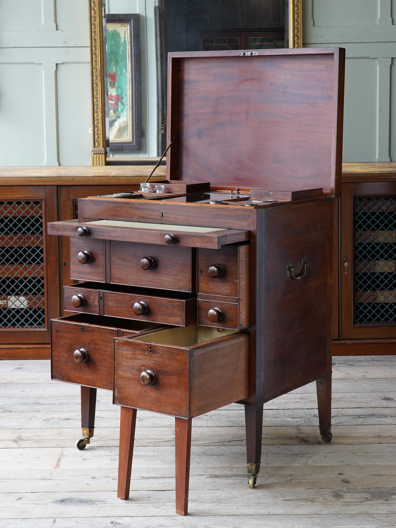 Early 19th Century 19th Century Campaign Dressing Table