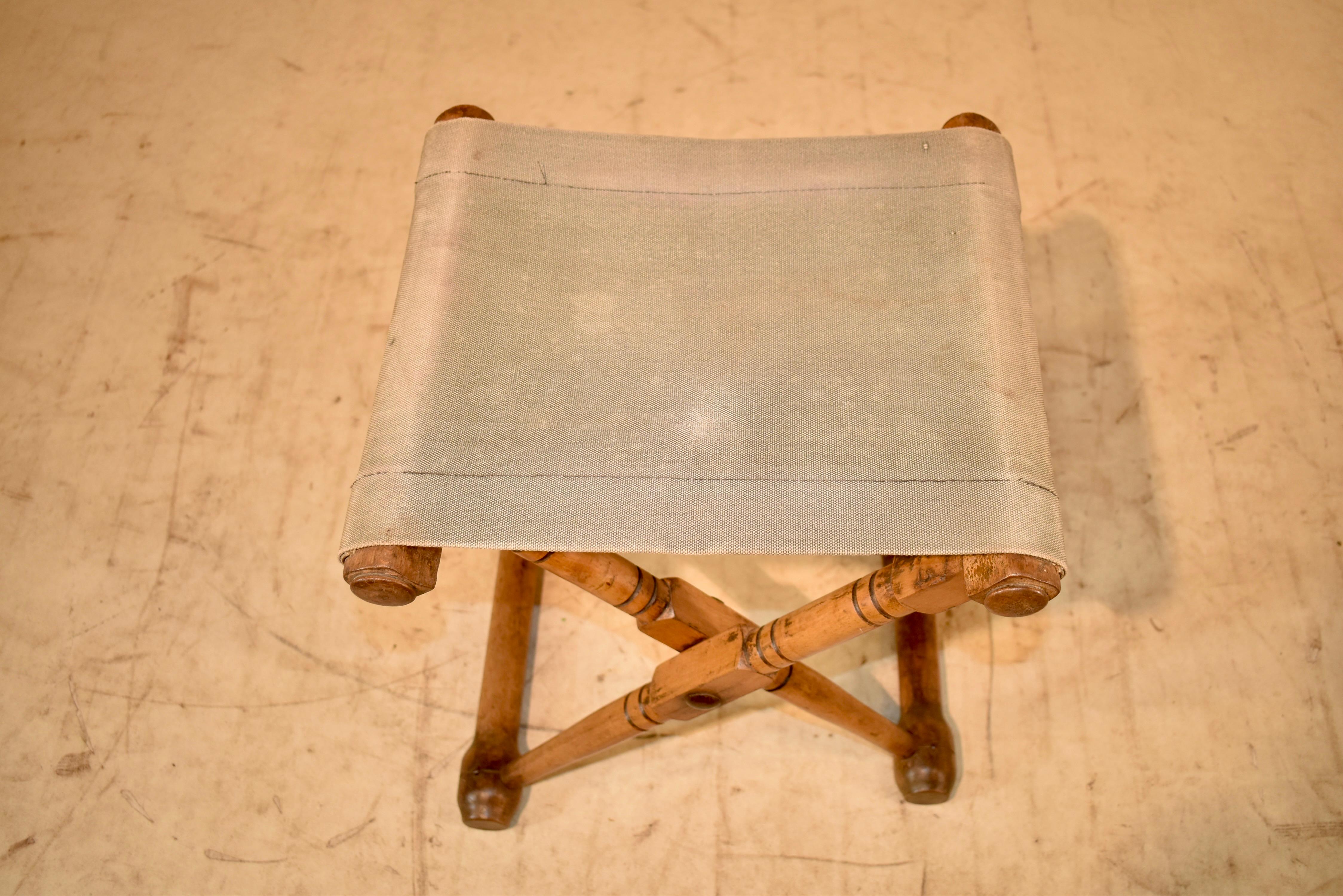 19th Century Campaign Folding Stool In Good Condition For Sale In High Point, NC