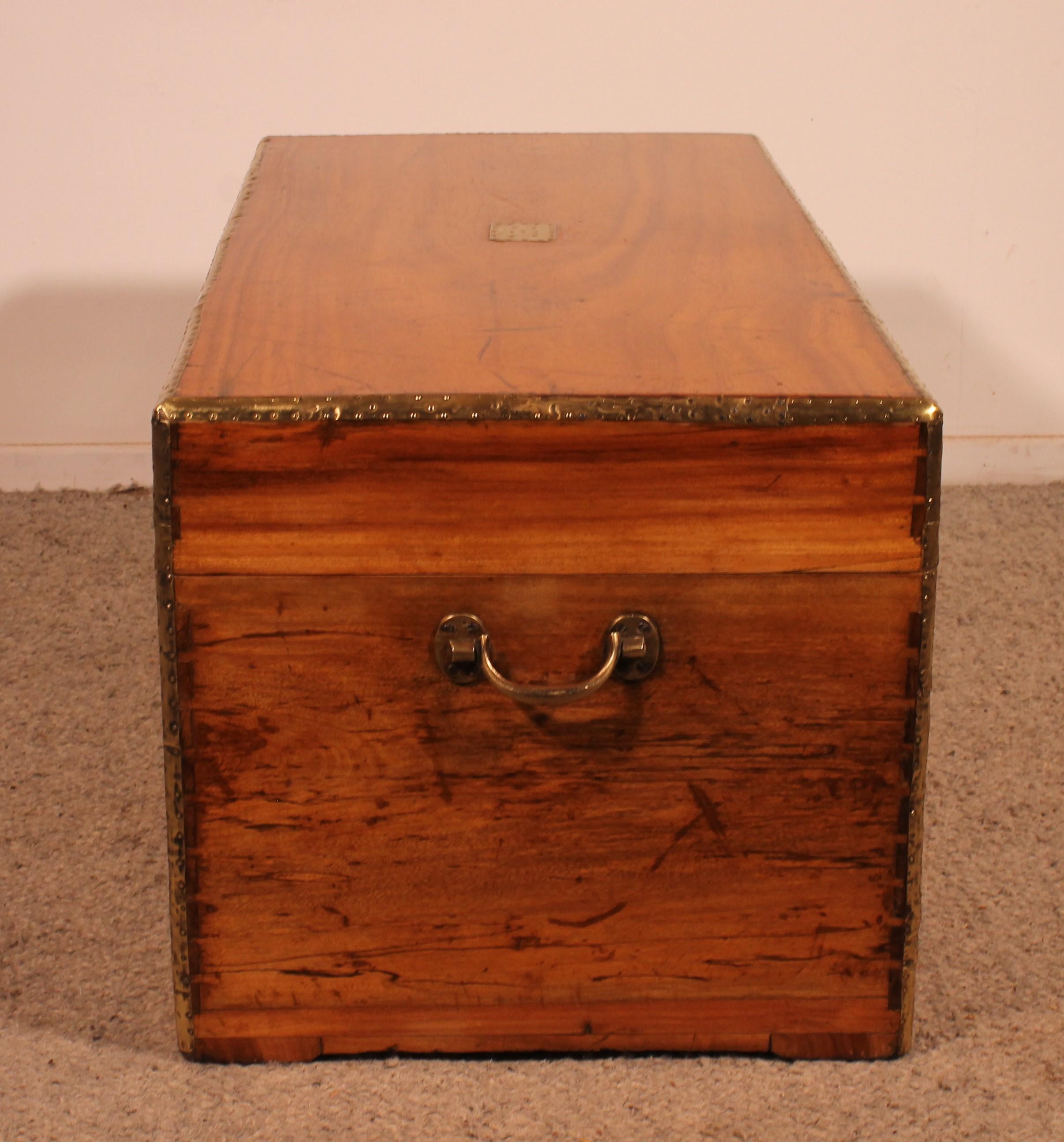 19th Century Camphor Wood Marine / Campaign Chest For Sale 3