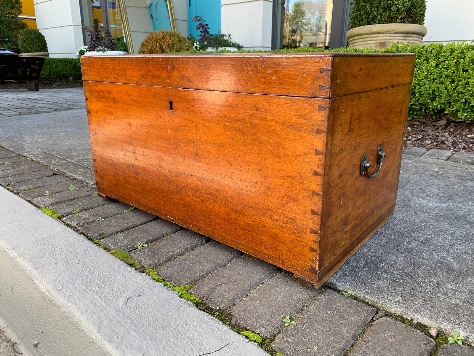 19th Century Camphor Wood Sea Captain's Trunk with Tray Insert In Good Condition In Atlanta, GA